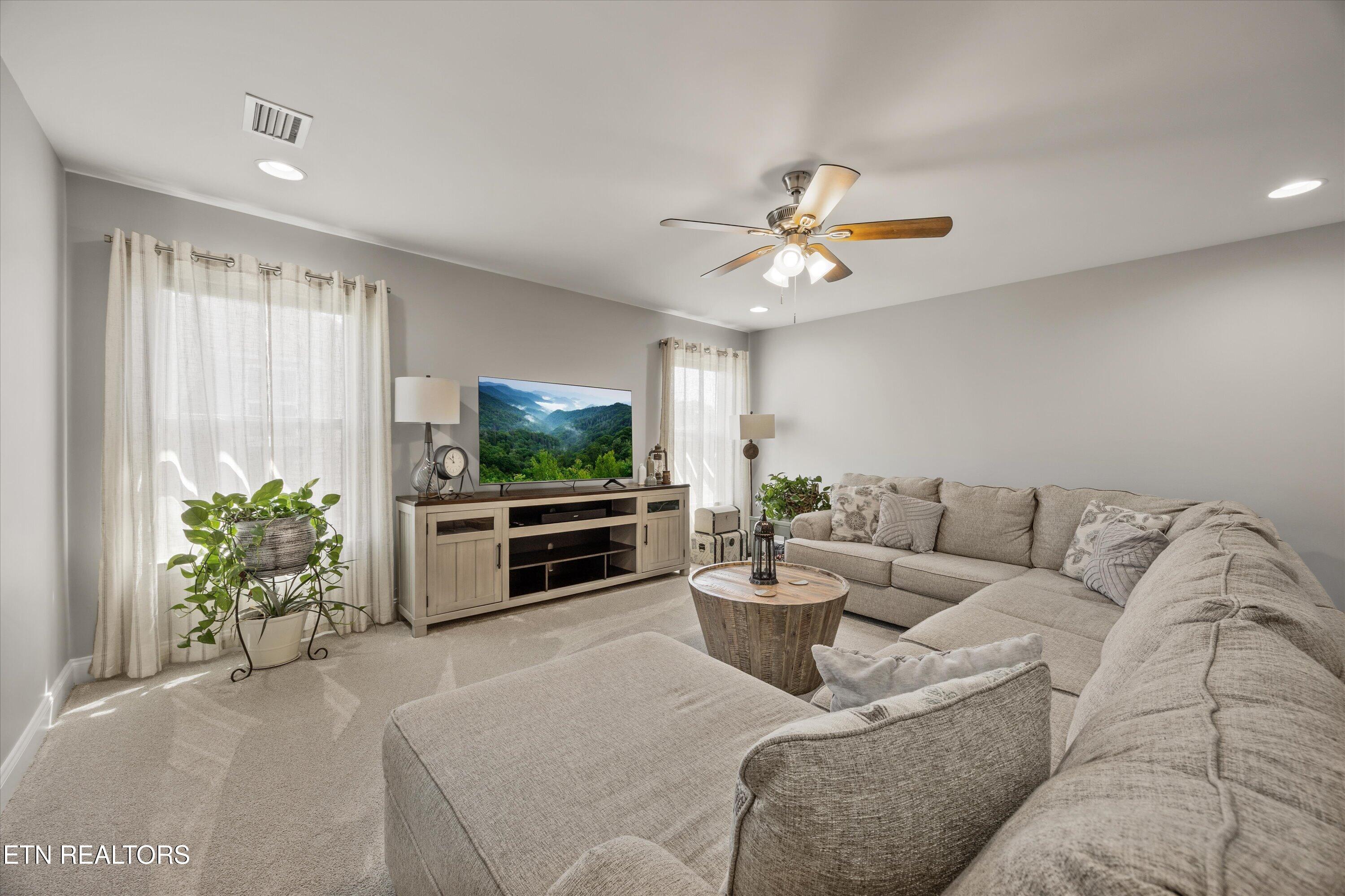 11010 Hunters Knoll Lane Knoxville TN 37932