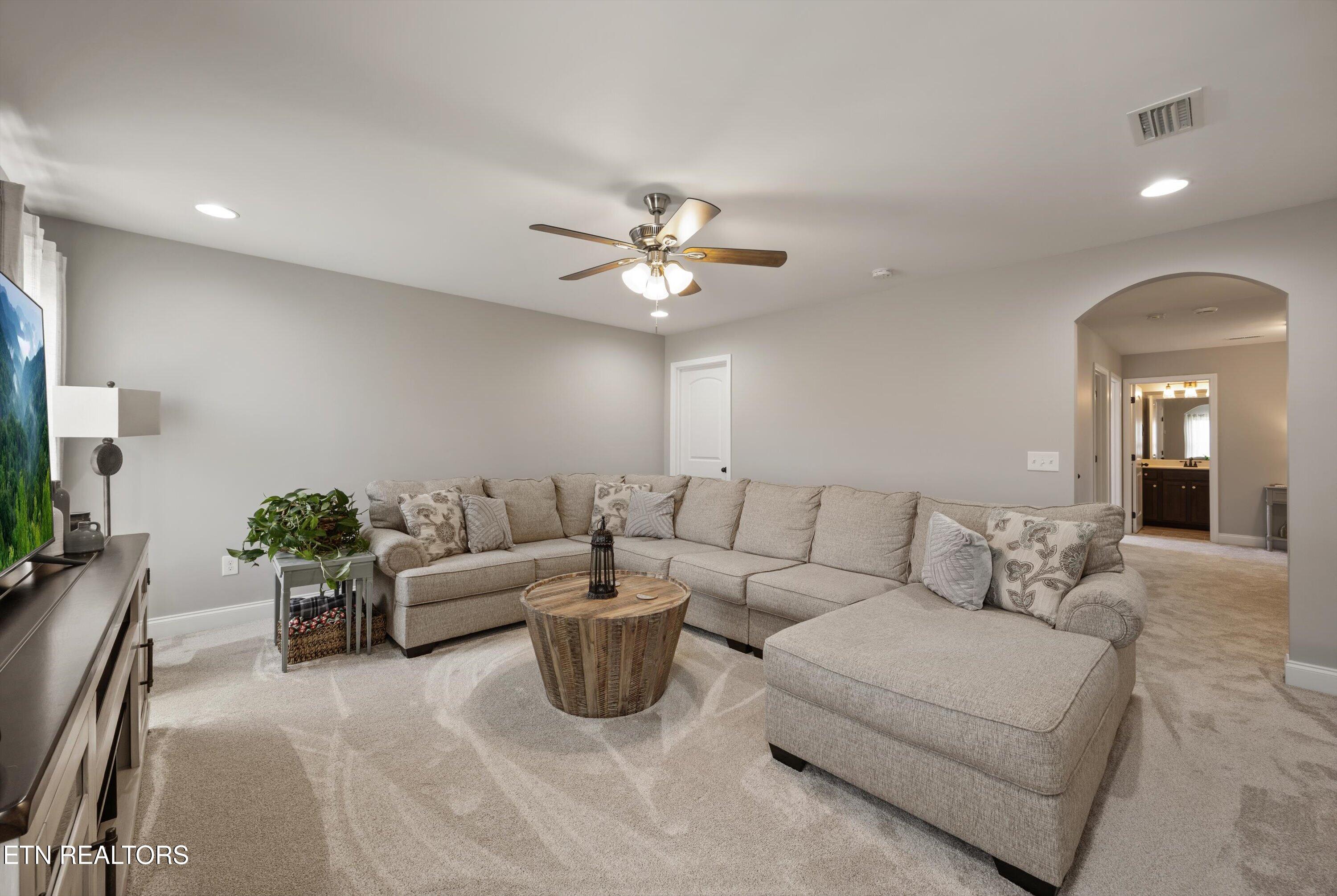 11010 Hunters Knoll Lane Knoxville TN 37932