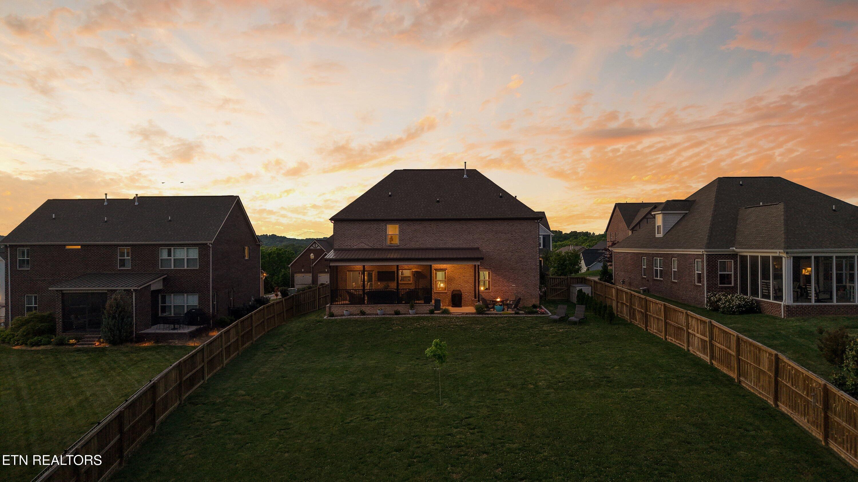 11010 Hunters Knoll Lane Knoxville TN 37932