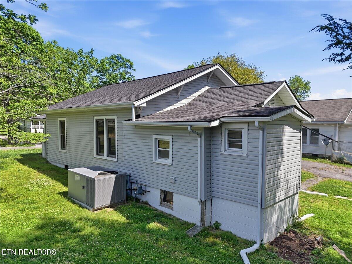 2610 Woodrow Drive Knoxville TN 37918