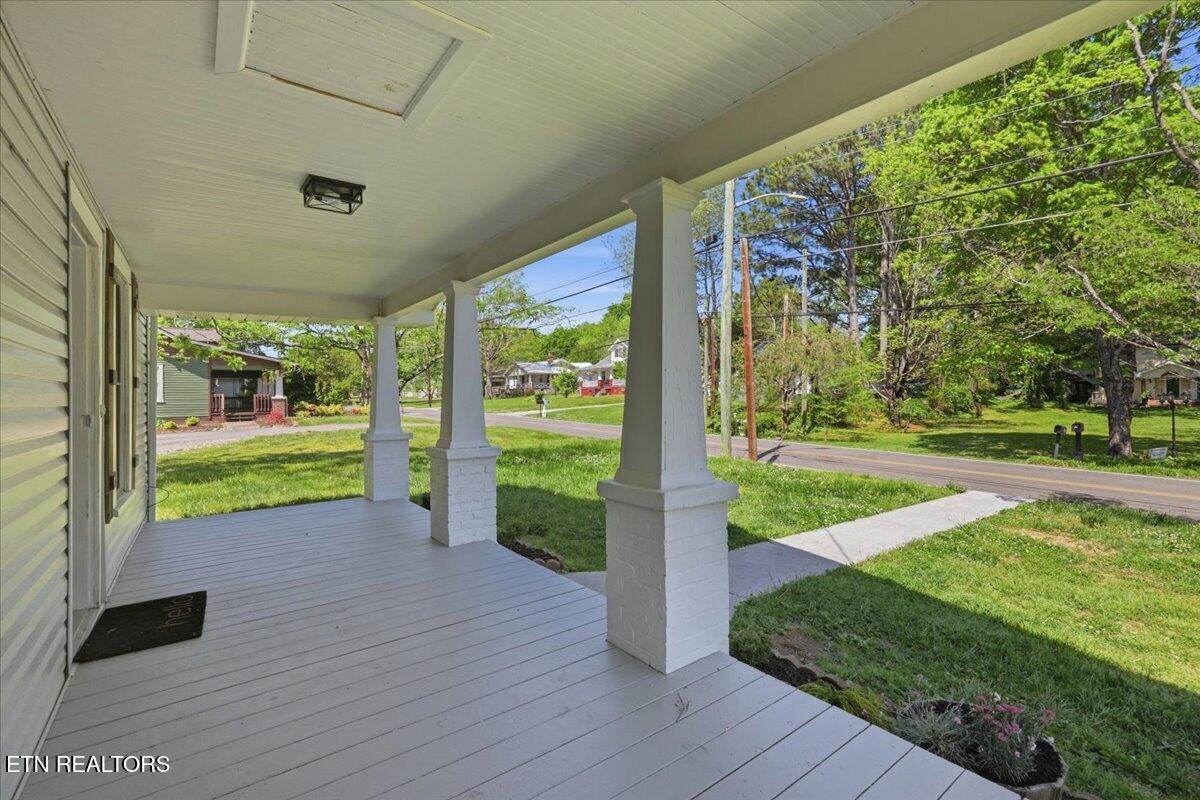 2610 Woodrow Drive Knoxville TN 37918