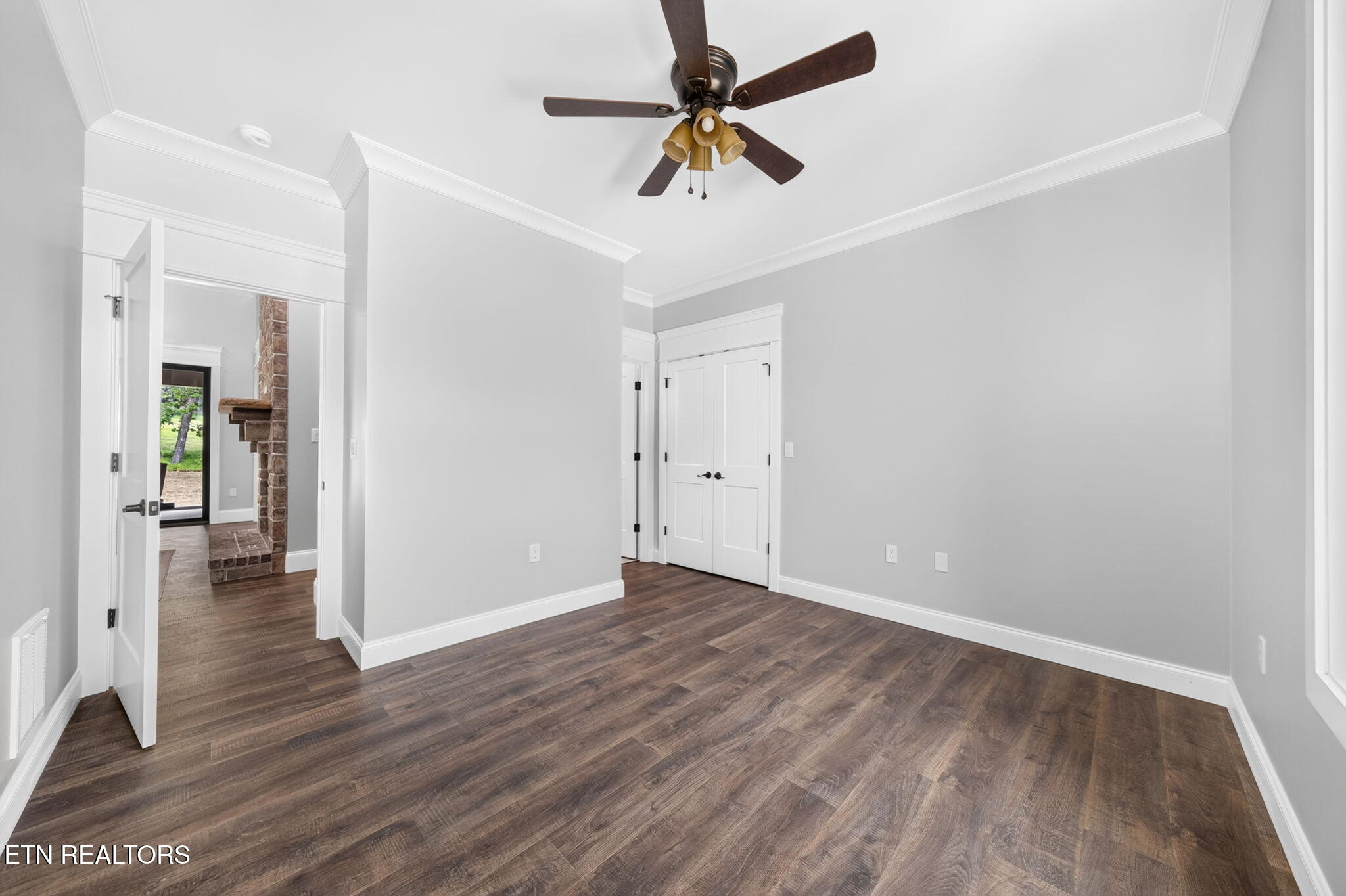 19 Bent Oak Lane Crossville TN 38558