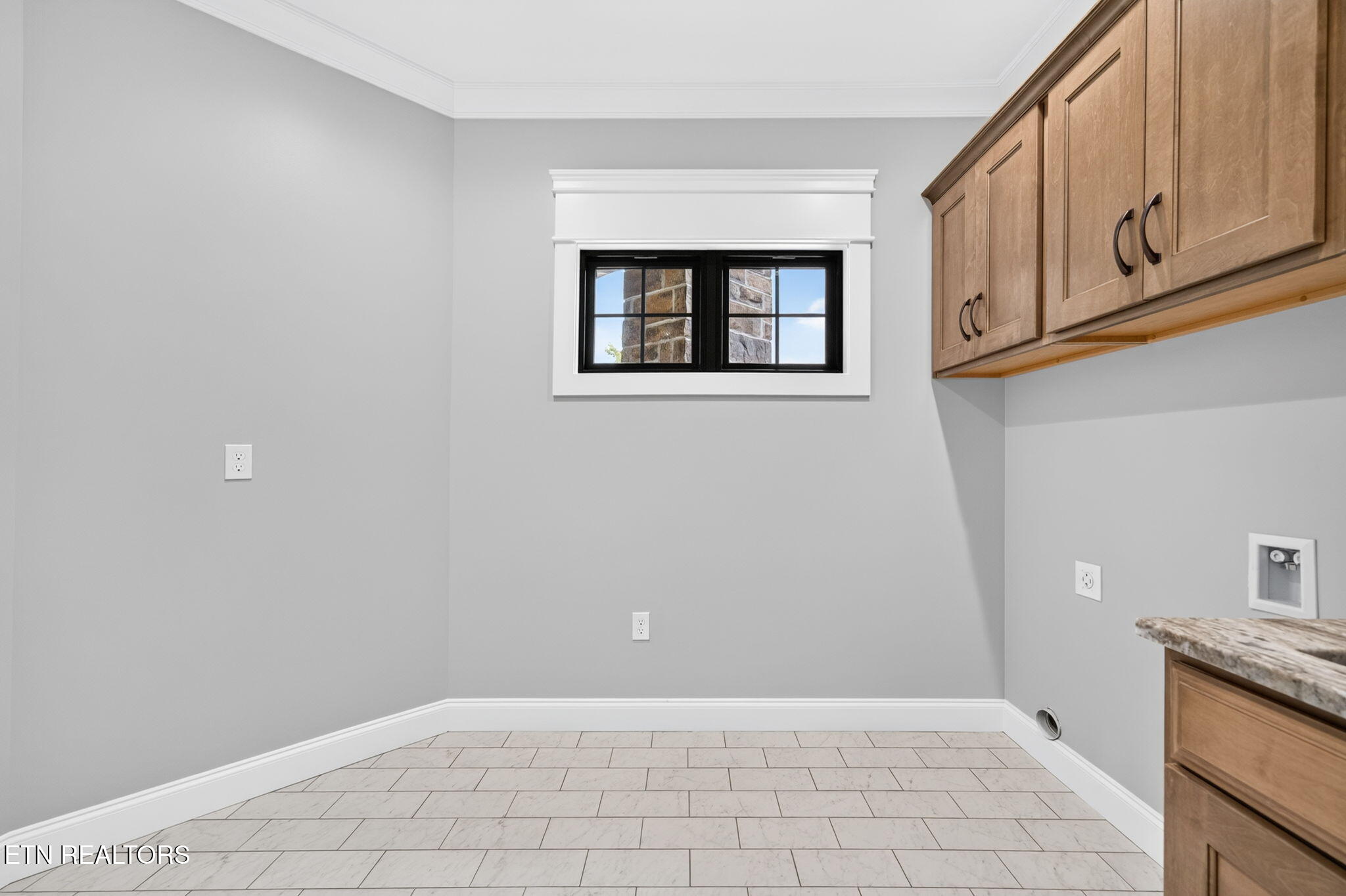 19 Bent Oak Lane Crossville TN 38558