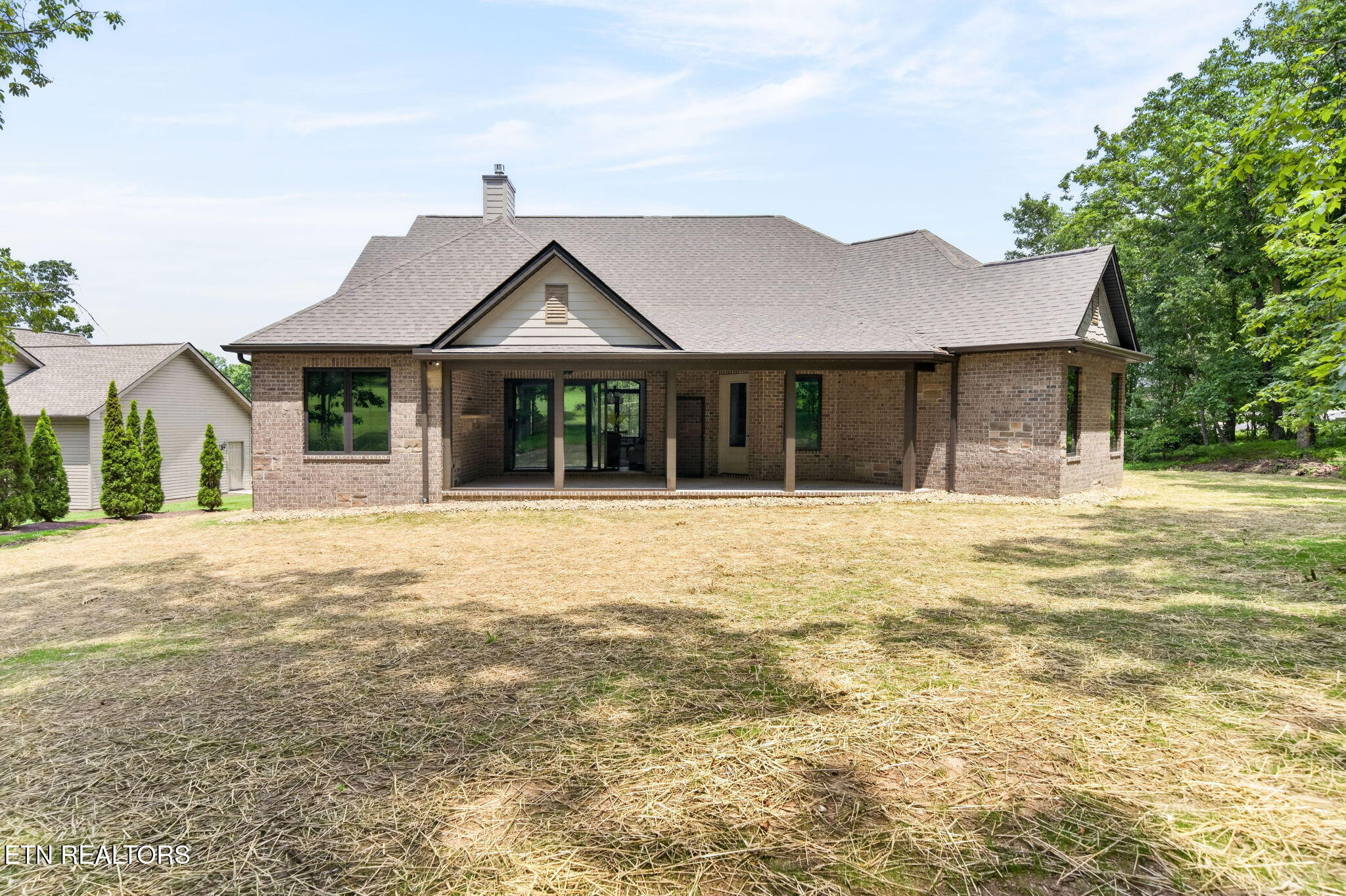 19 Bent Oak Lane Crossville TN 38558