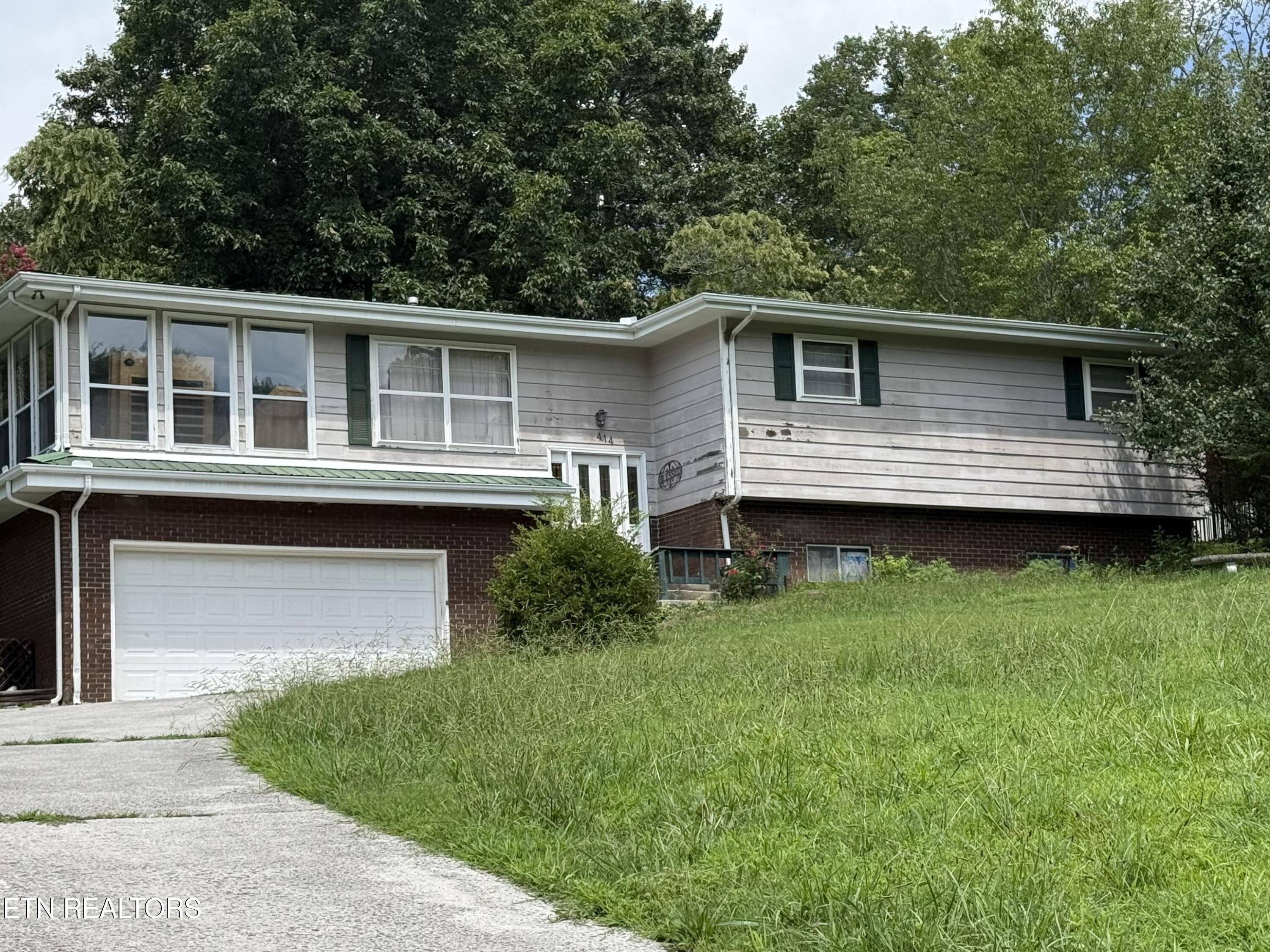 414 Molyneux Street Rockwood TN 37854