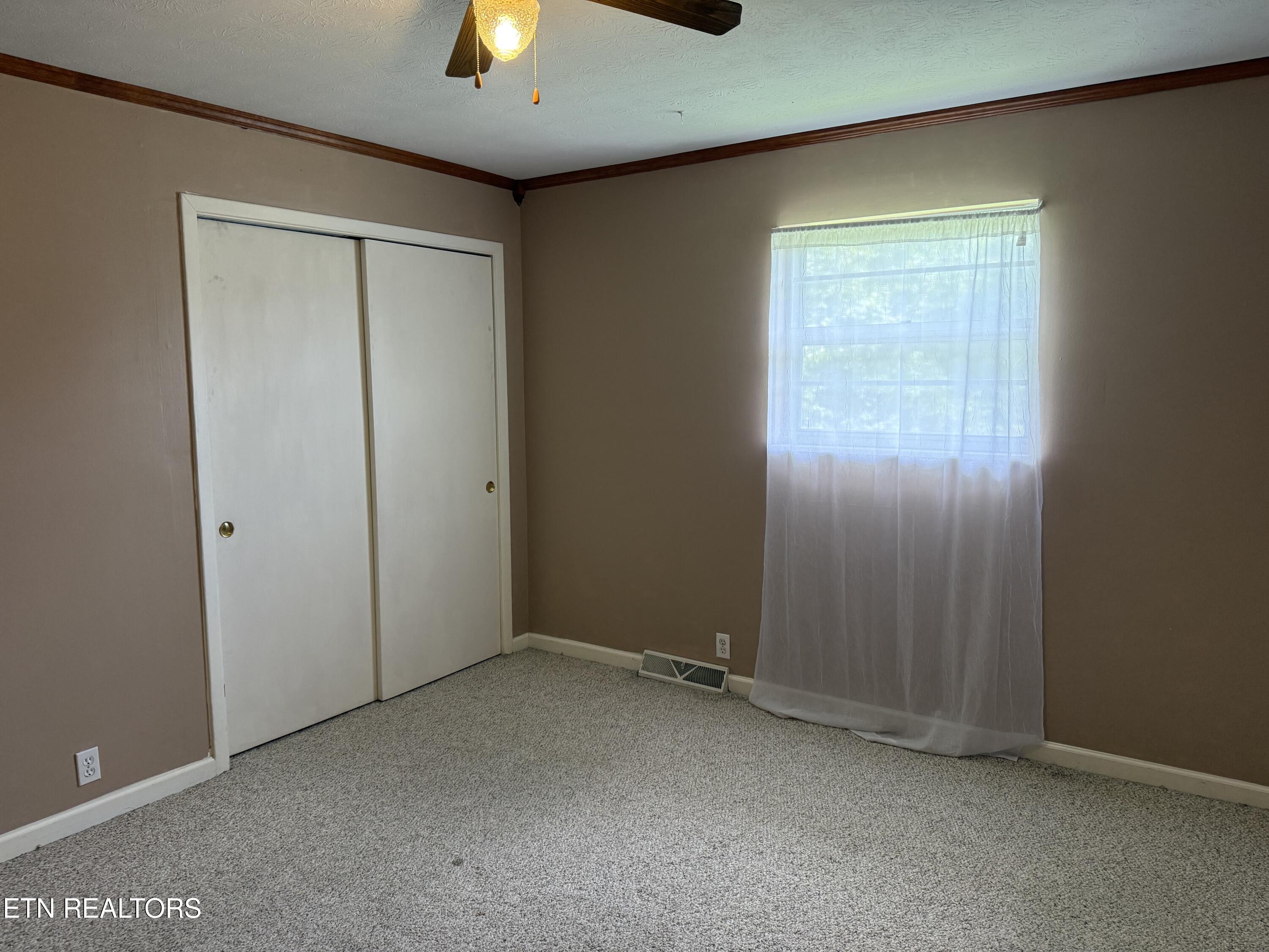 414 Molyneux Street Rockwood TN 37854