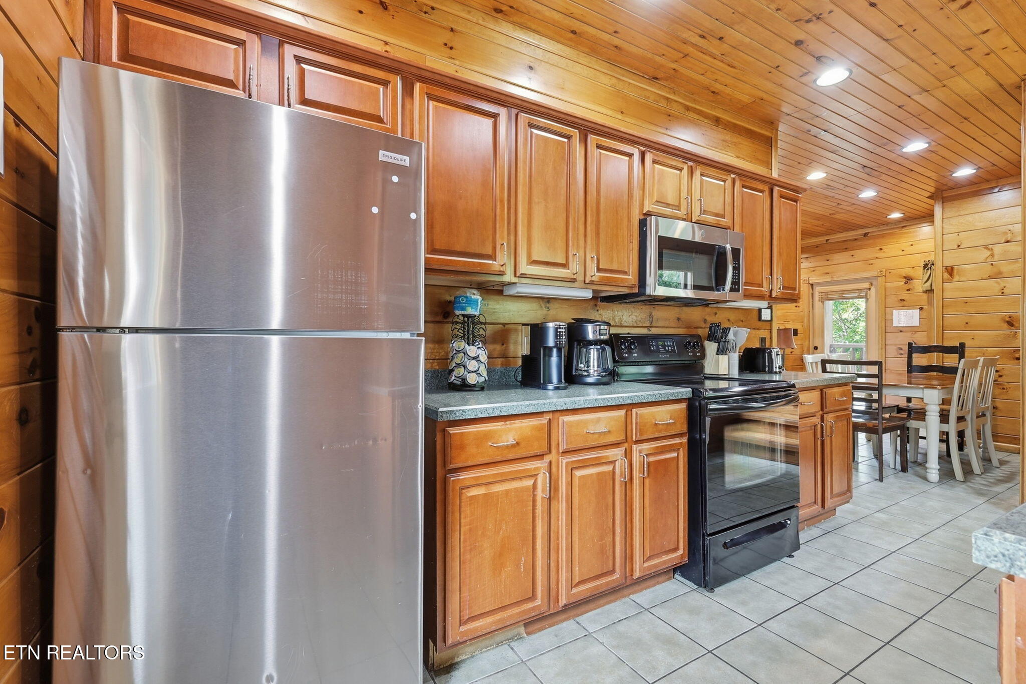 826 Great Smoky Way Gatlinburg TN 37738
