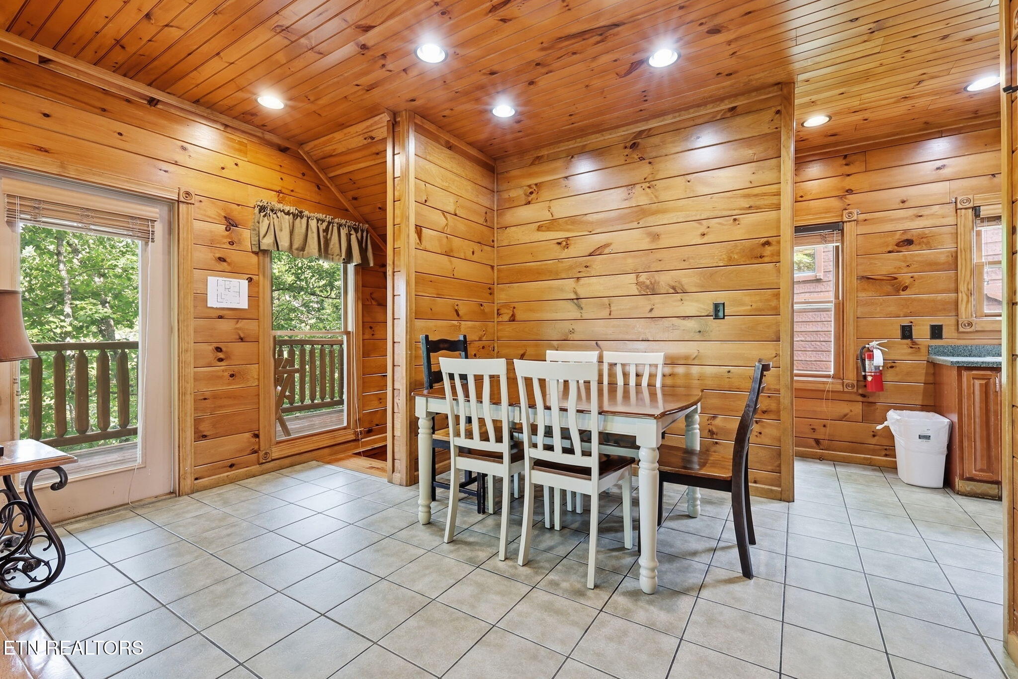 826 Great Smoky Way Gatlinburg TN 37738
