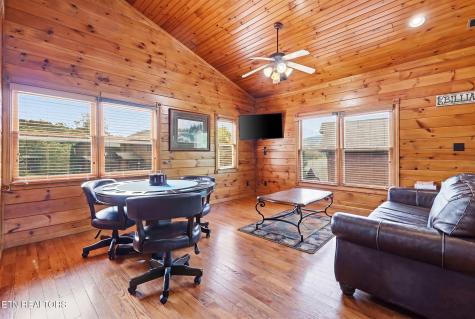 826 Great Smoky Way Gatlinburg TN 37738
