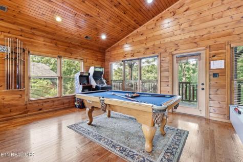 826 Great Smoky Way Gatlinburg TN 37738