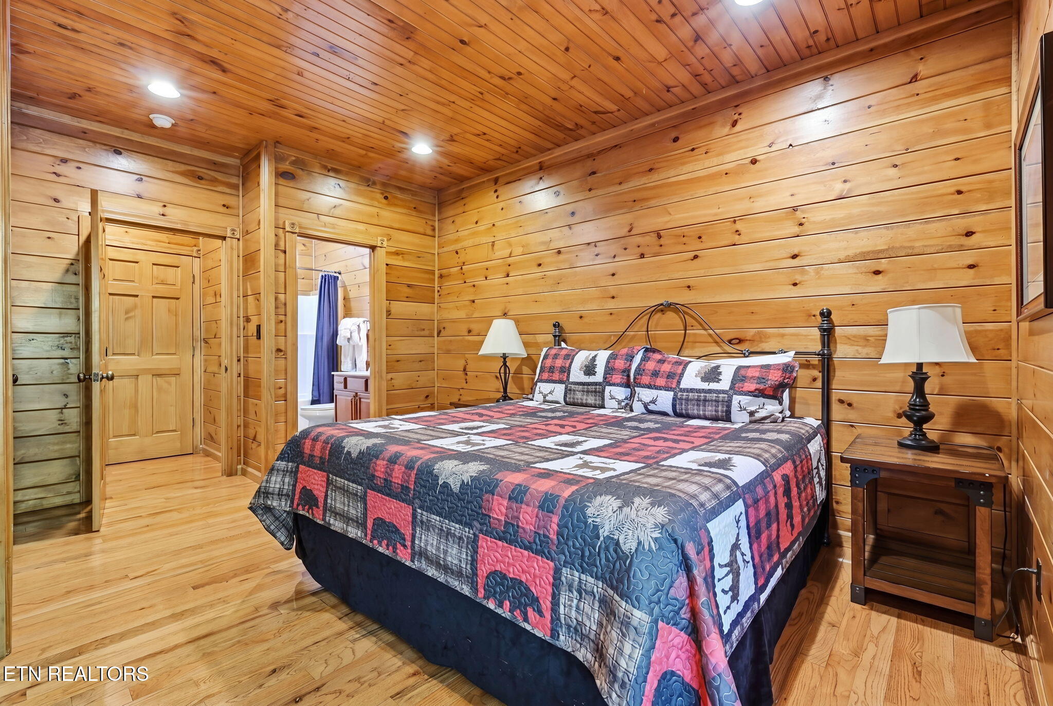 826 Great Smoky Way Gatlinburg TN 37738