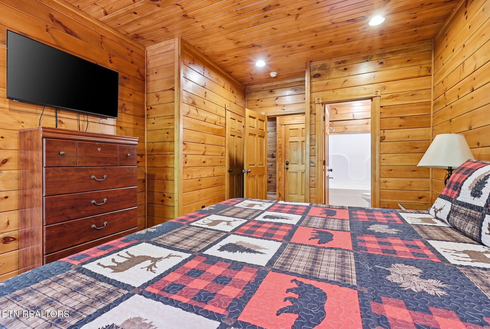 826 Great Smoky Way Gatlinburg TN 37738