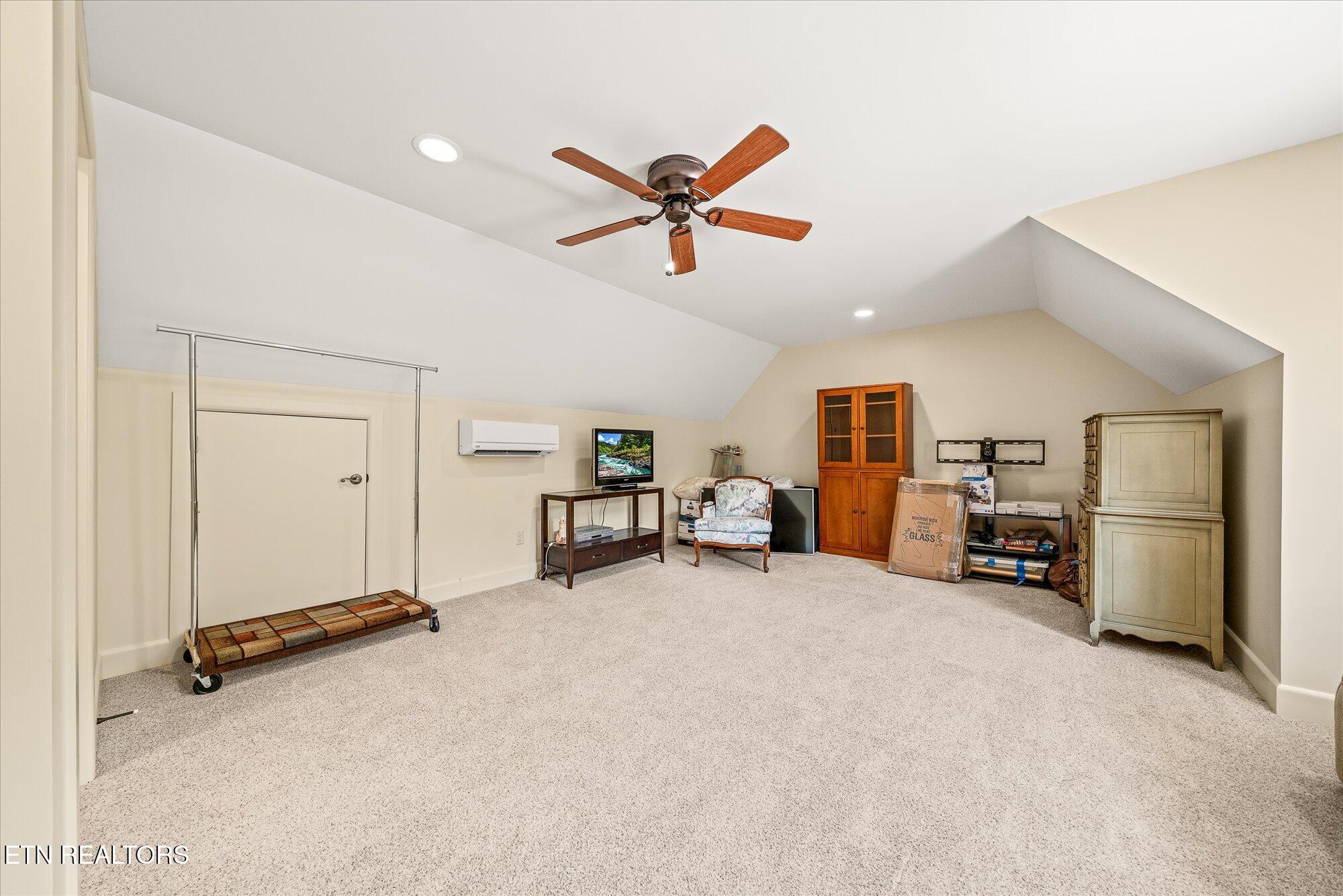 61 Bluff View Court Crossville TN 38558