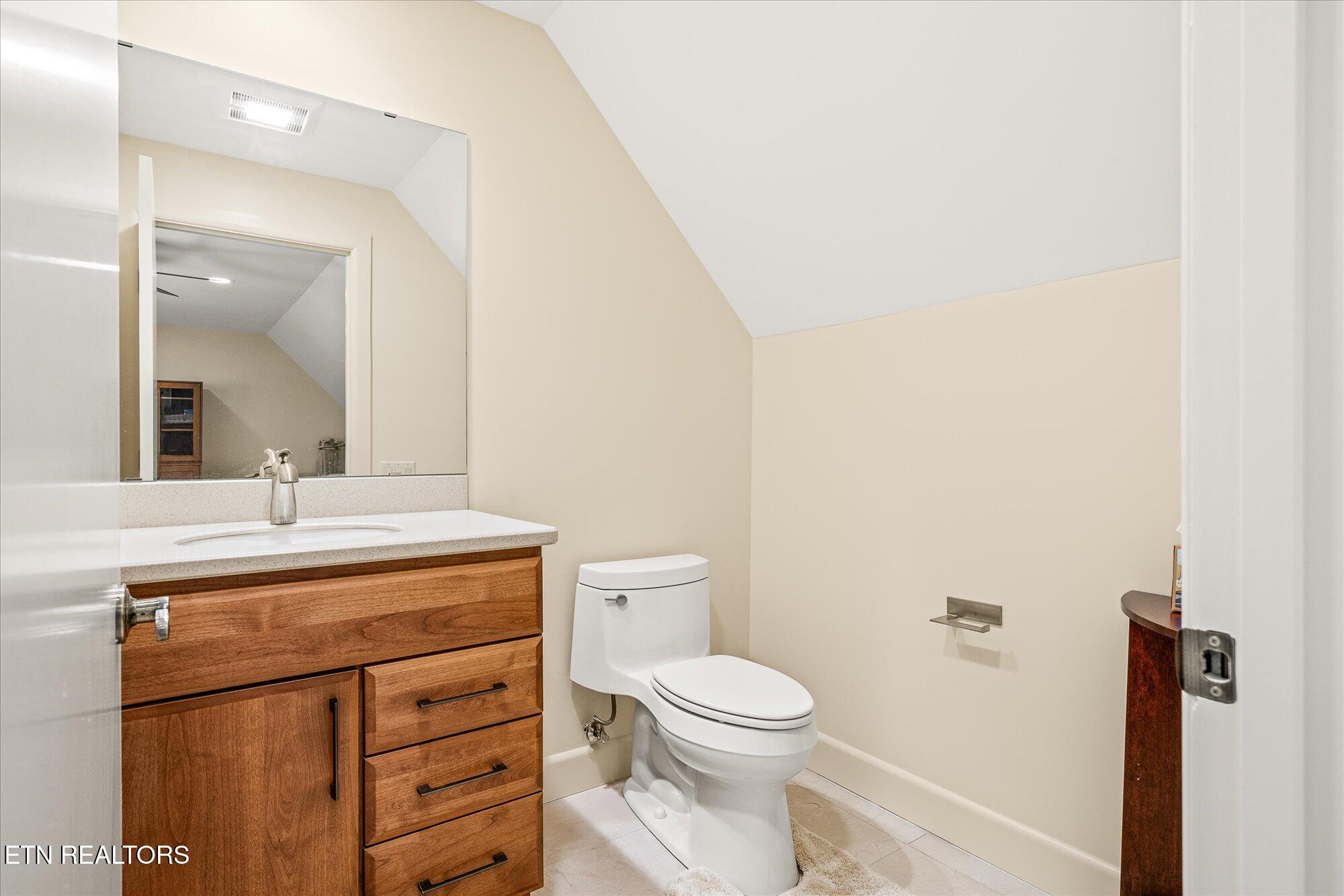 61 Bluff View Court Crossville TN 38558