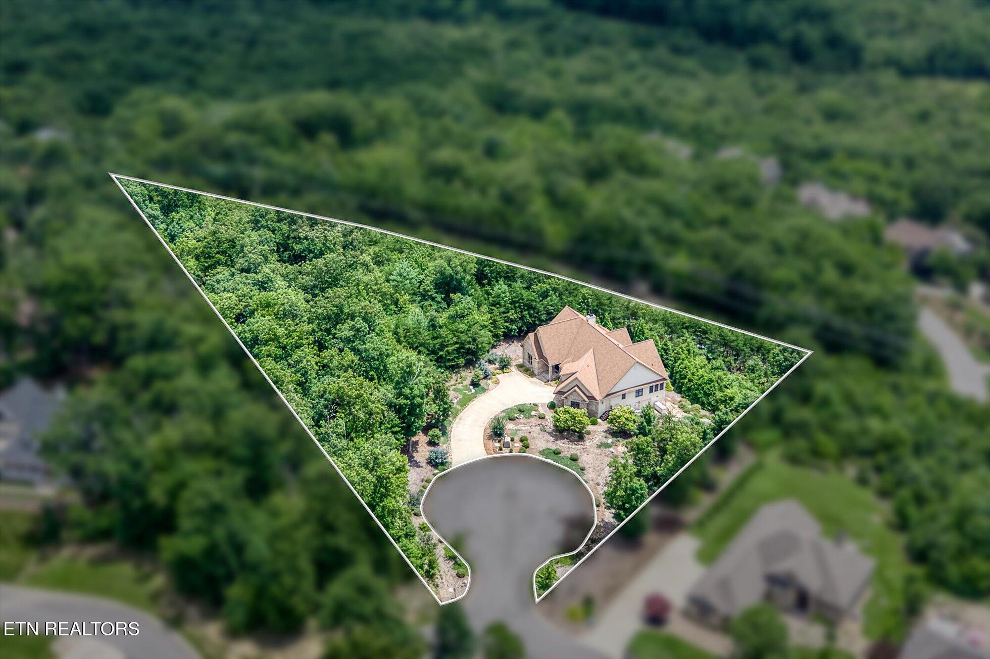 61 Bluff View Court Crossville TN 38558