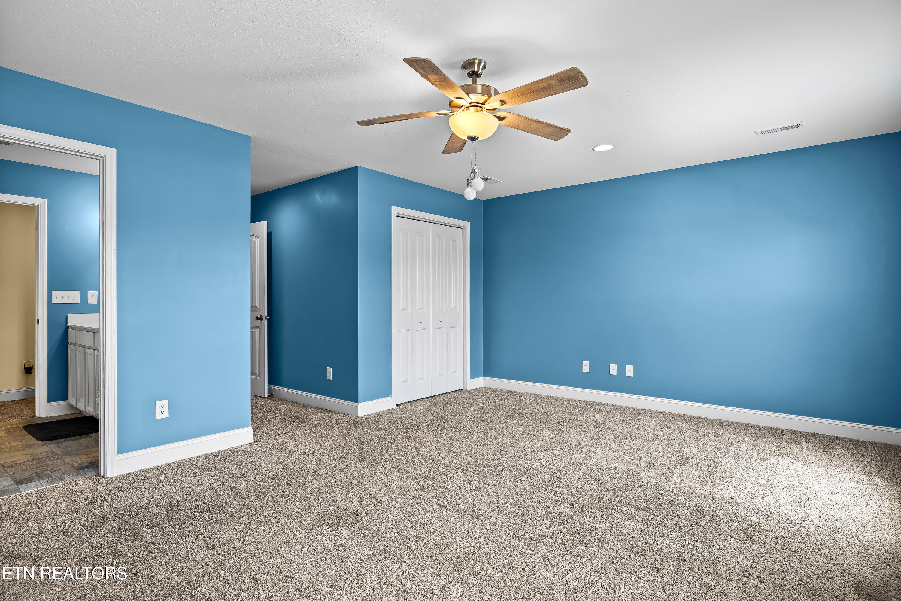 156 E Elderberry Street Oak Ridge TN 37830