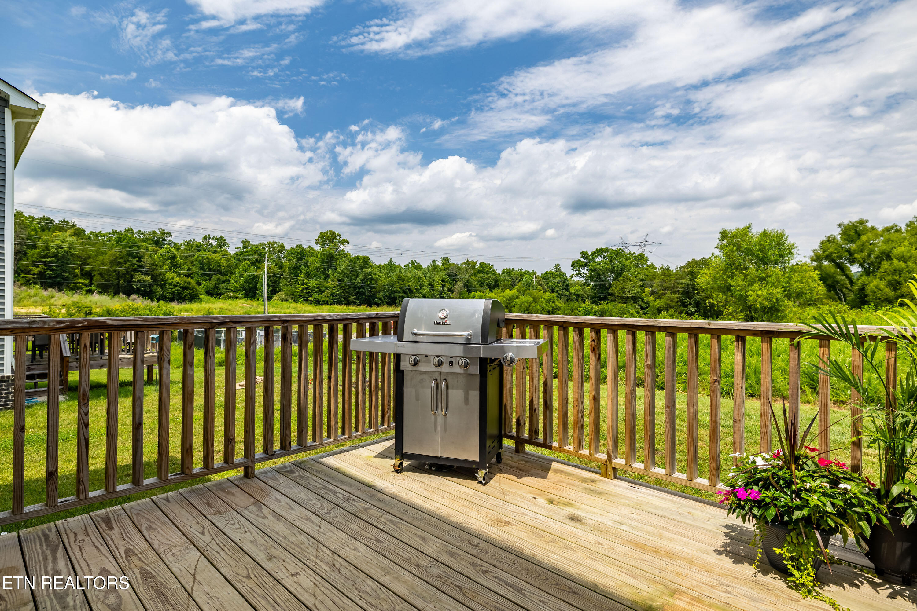 156 E Elderberry Street Oak Ridge TN 37830