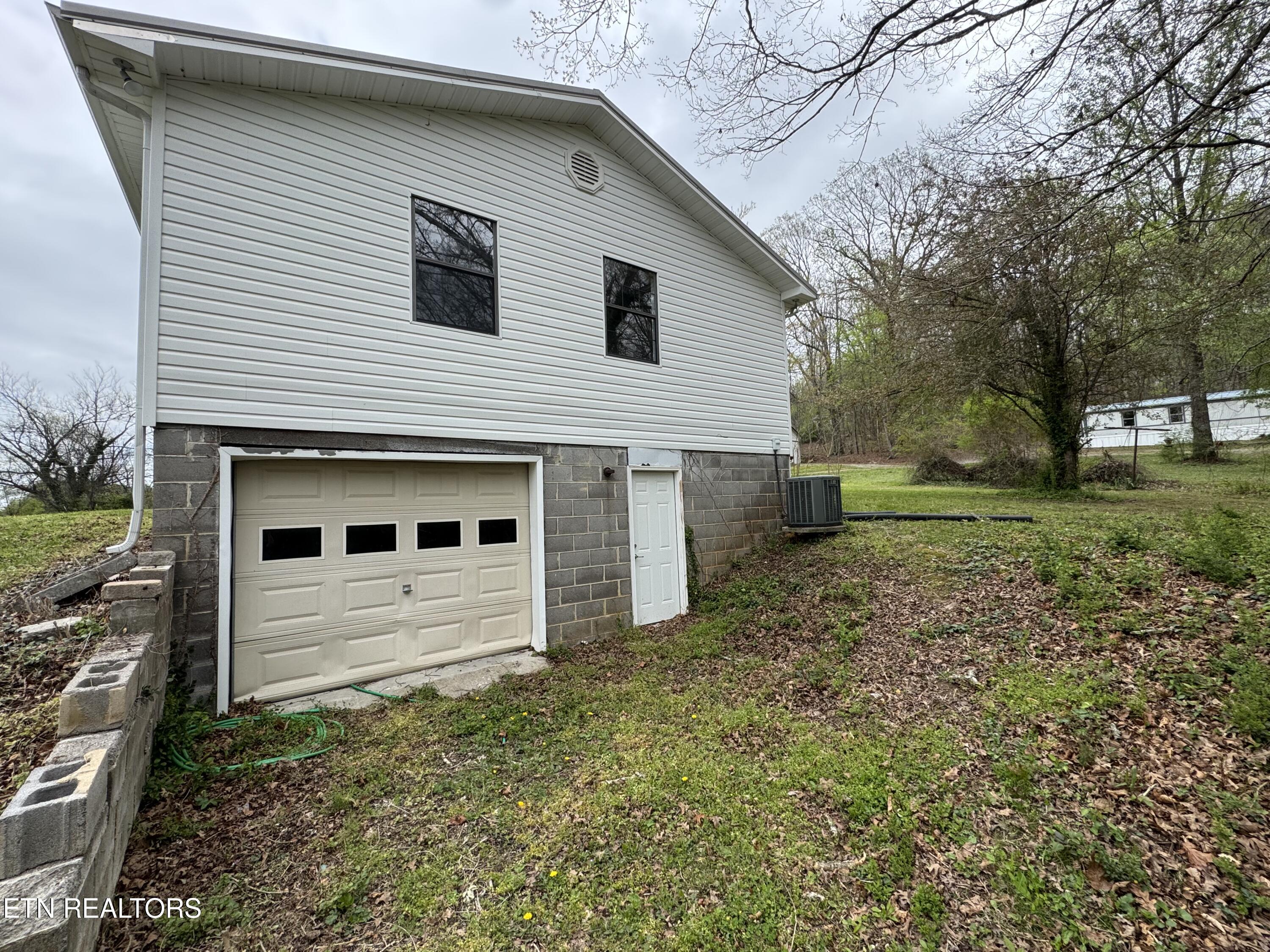 2765 Highway 411 Madisonville TN 37354