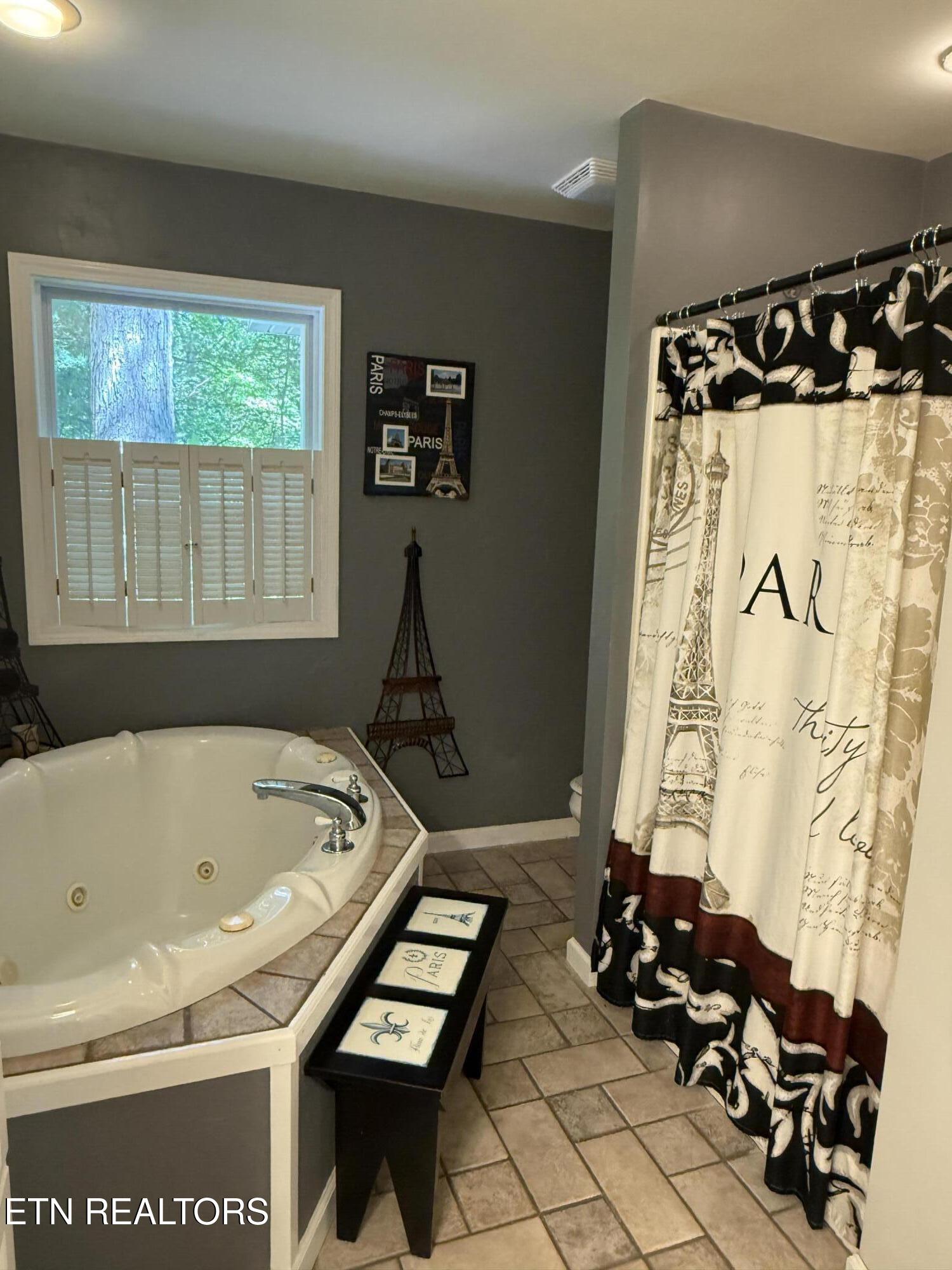 4039 Barb Hollow Road Walland TN 37886