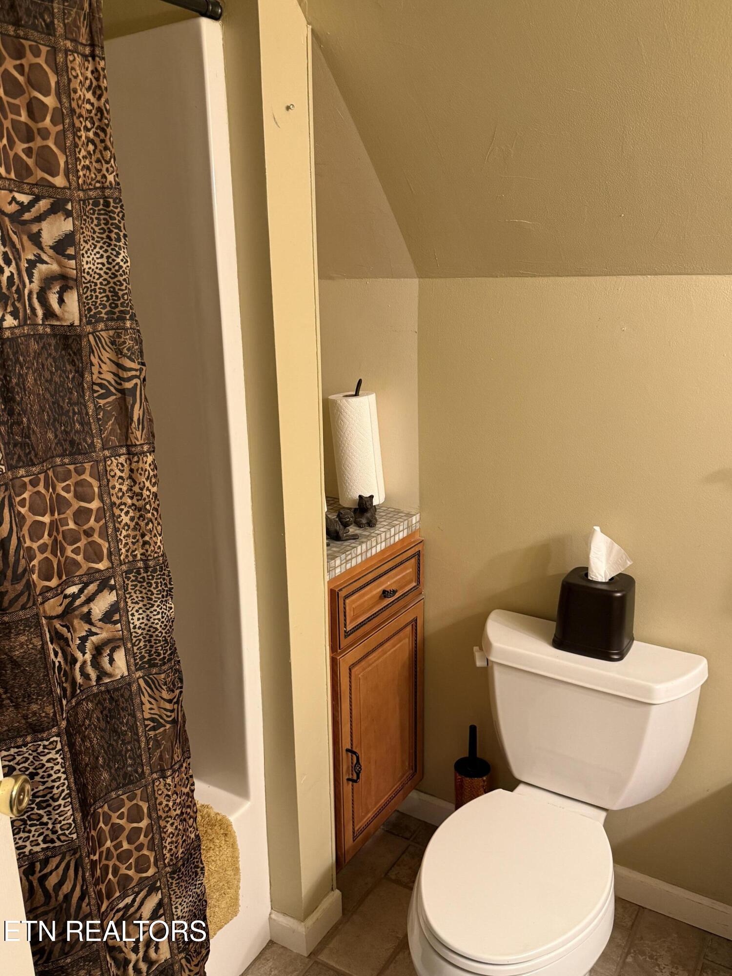 4039 Barb Hollow Road Walland TN 37886