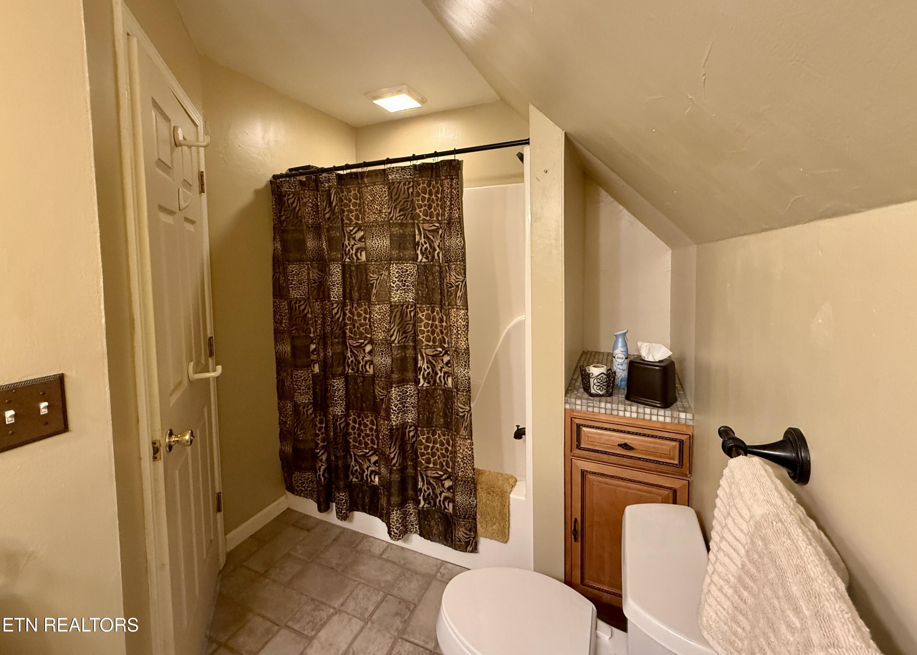 4039 Barb Hollow Road Walland TN 37886