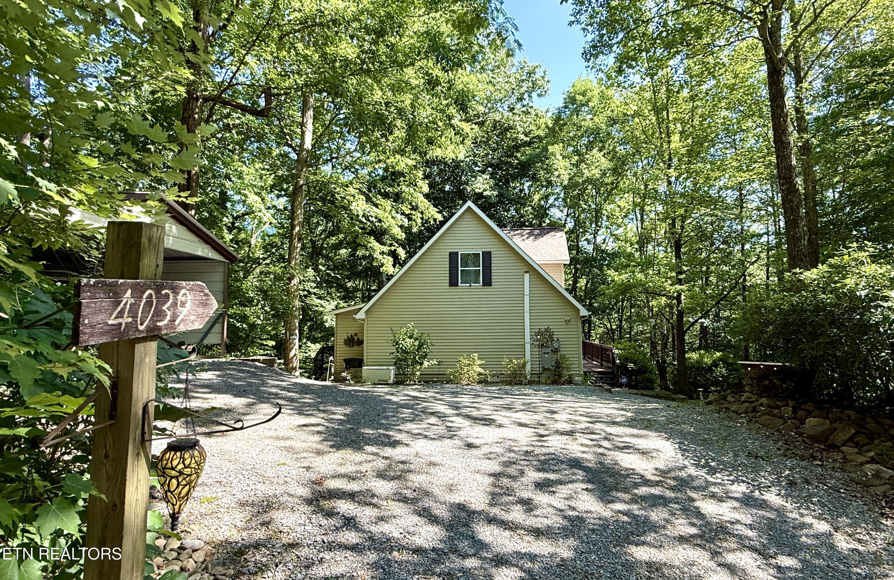 4039 Barb Hollow Road Walland TN 37886