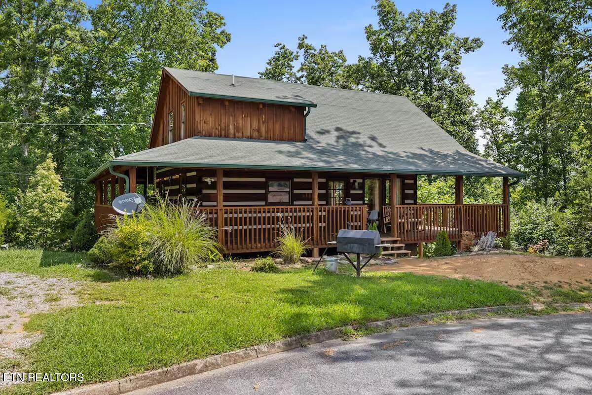 1709 Bear View Road Sevierville TN 37876