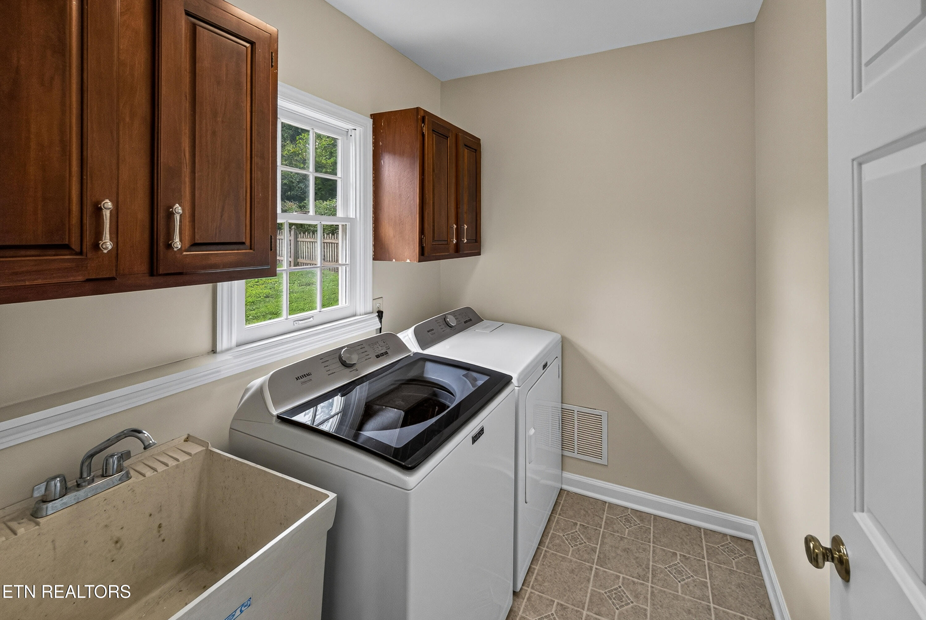 6812 Glenbrook Drive Knoxville TN 37919