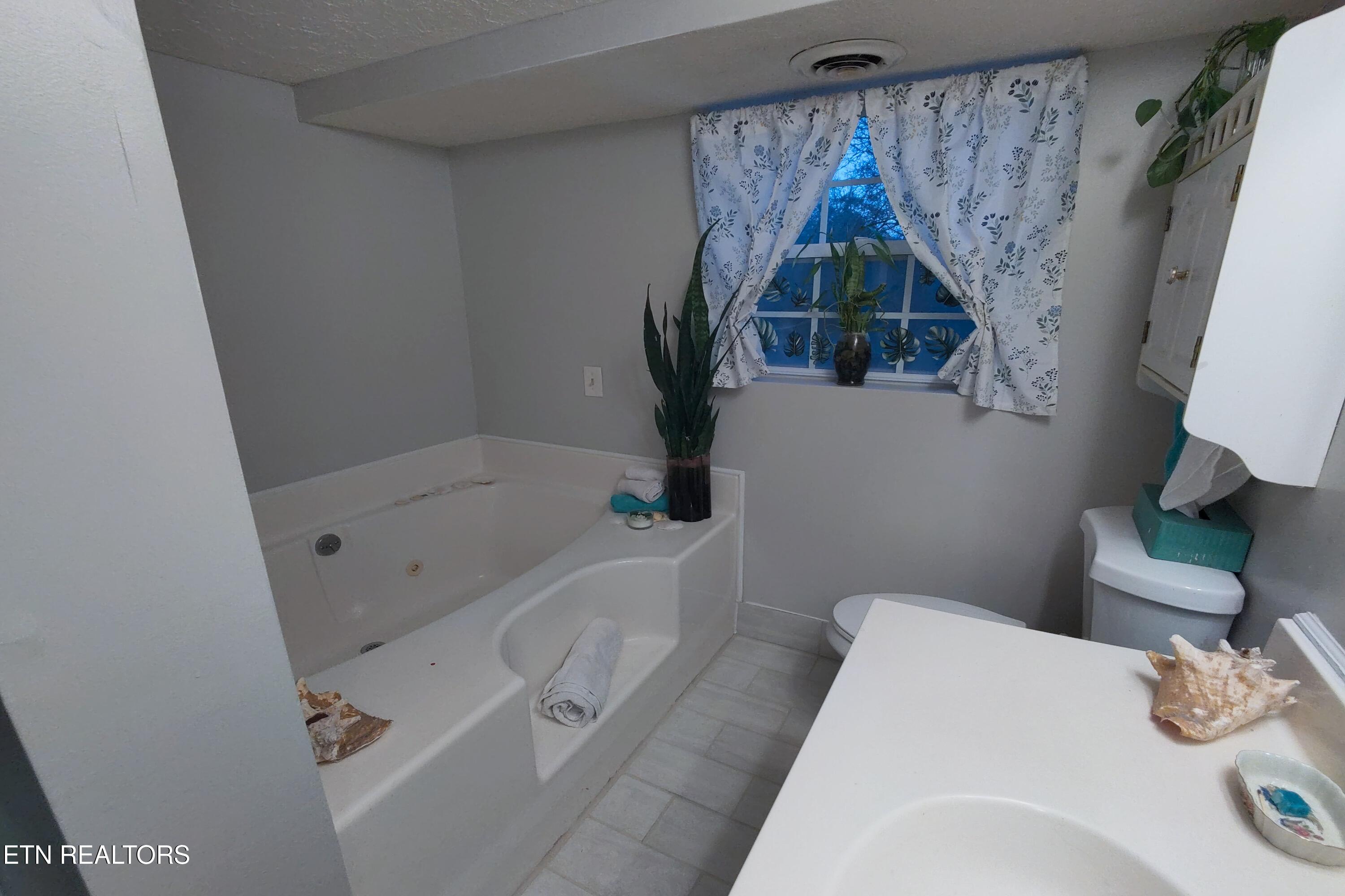725 Robertsville Road Oak Ridge TN 37830