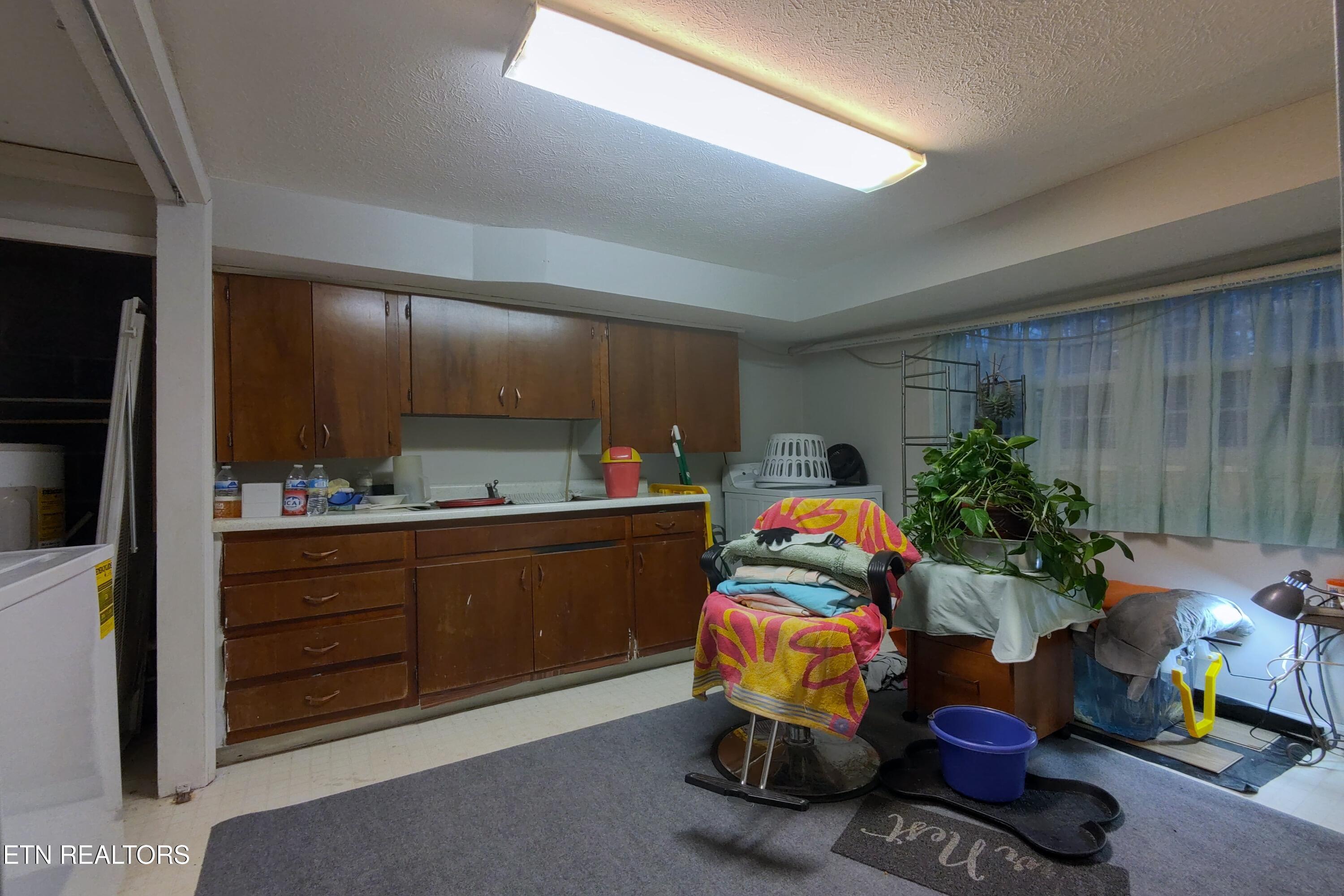 725 Robertsville Road Oak Ridge TN 37830