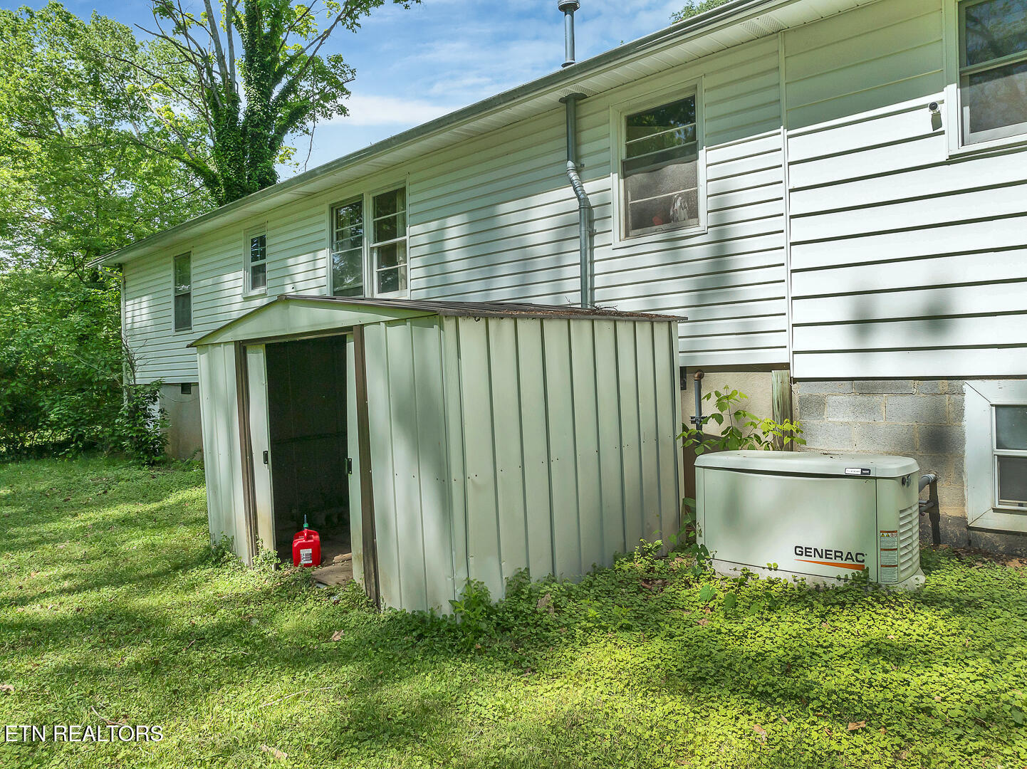 105 Rand Circle Oak Ridge TN 37830