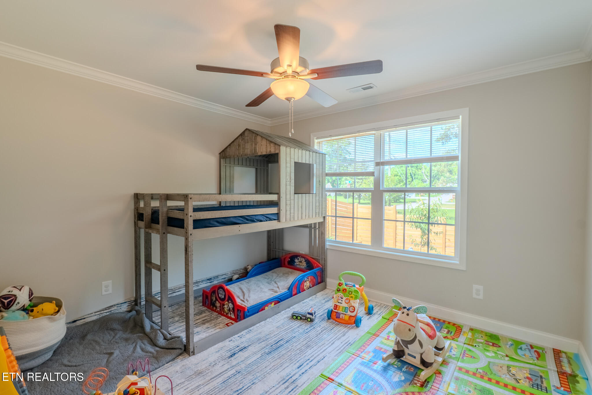 229 Edgewood Avenue Clinton TN 37716