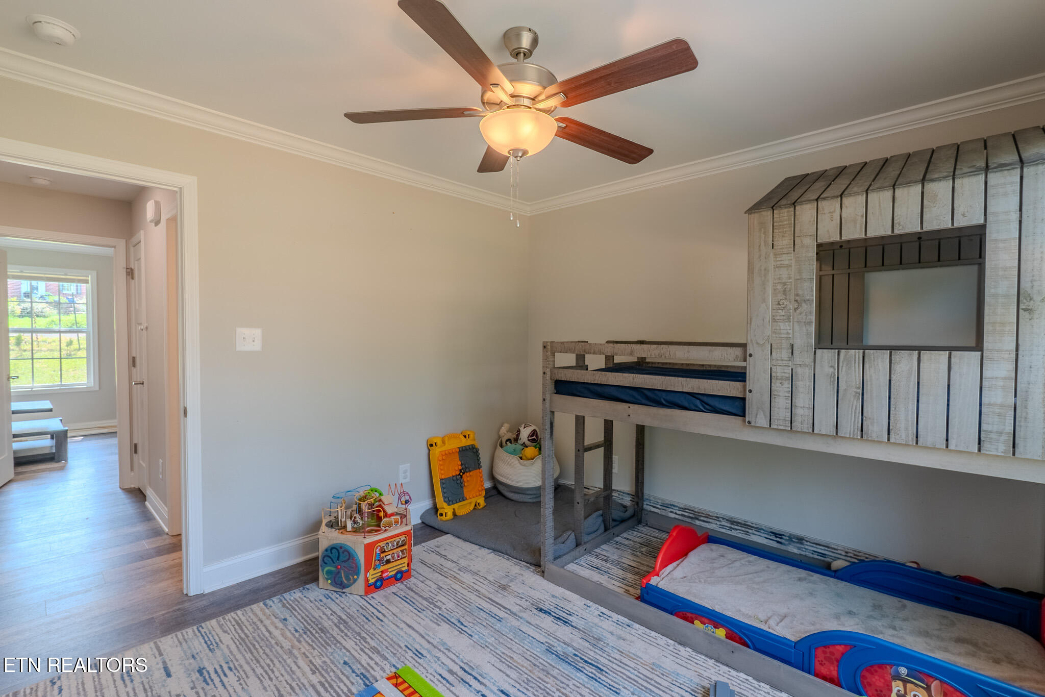 229 Edgewood Avenue Clinton TN 37716