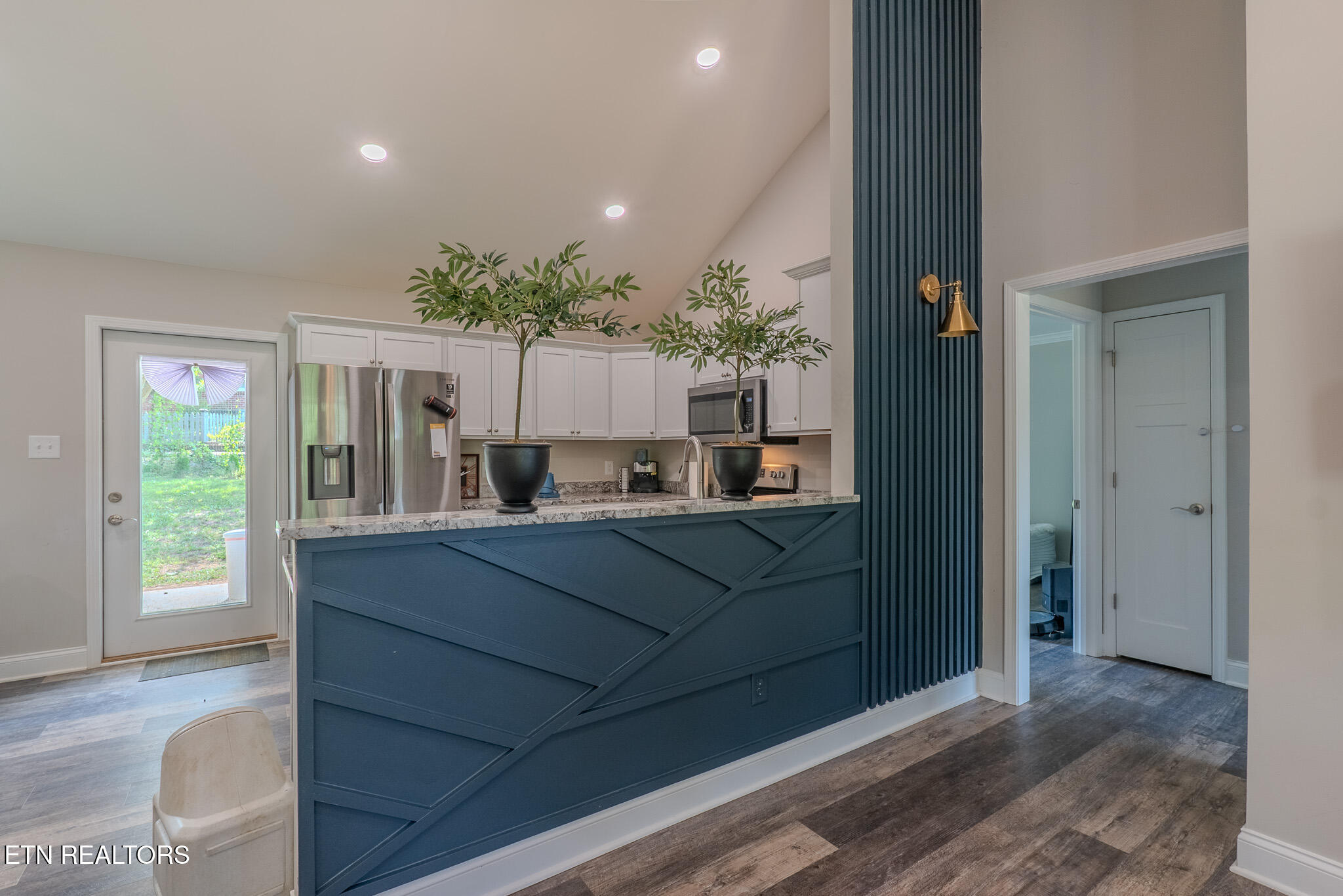 229 Edgewood Avenue Clinton TN 37716