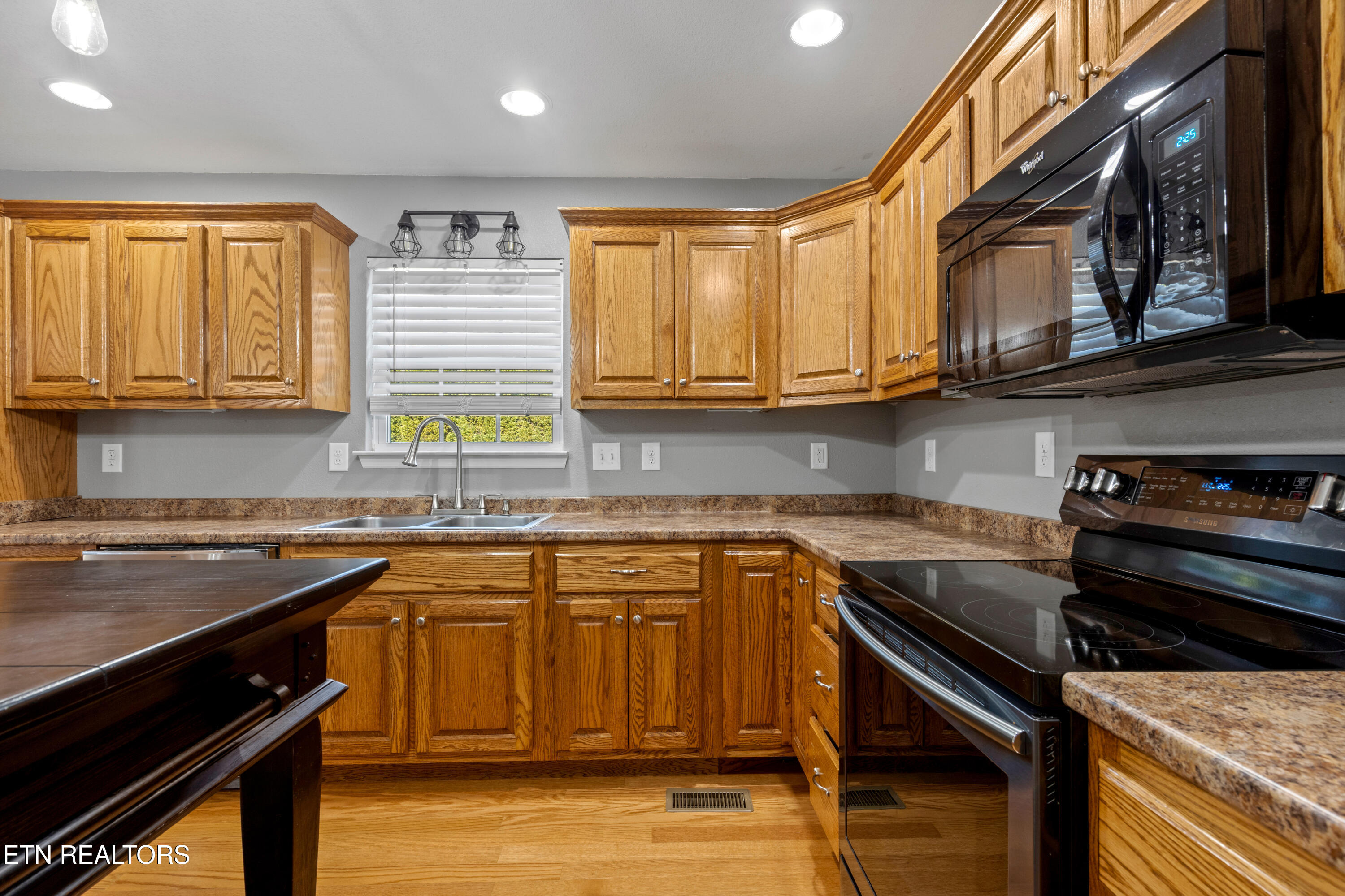 155 Dogwood Lane Spring City TN 37381