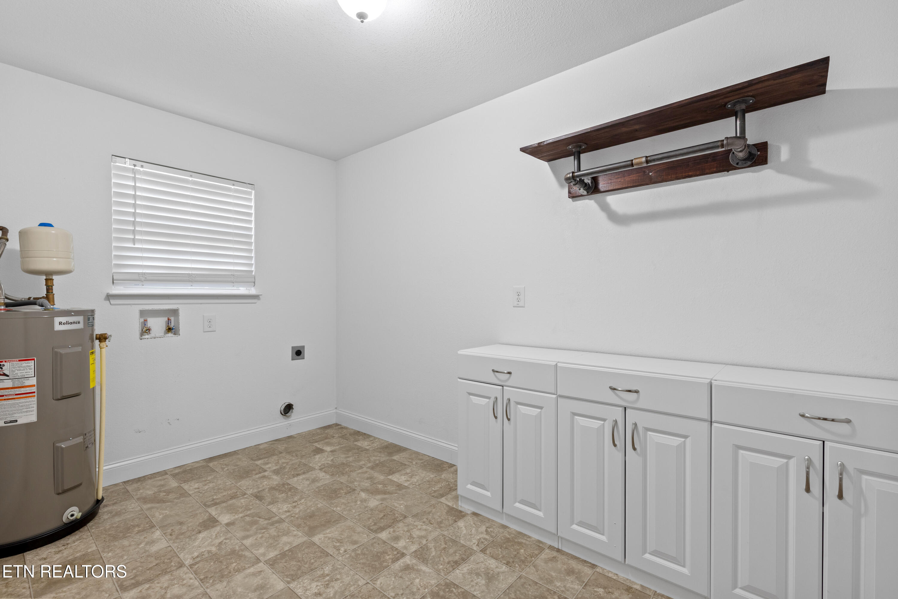 155 Dogwood Lane Spring City TN 37381