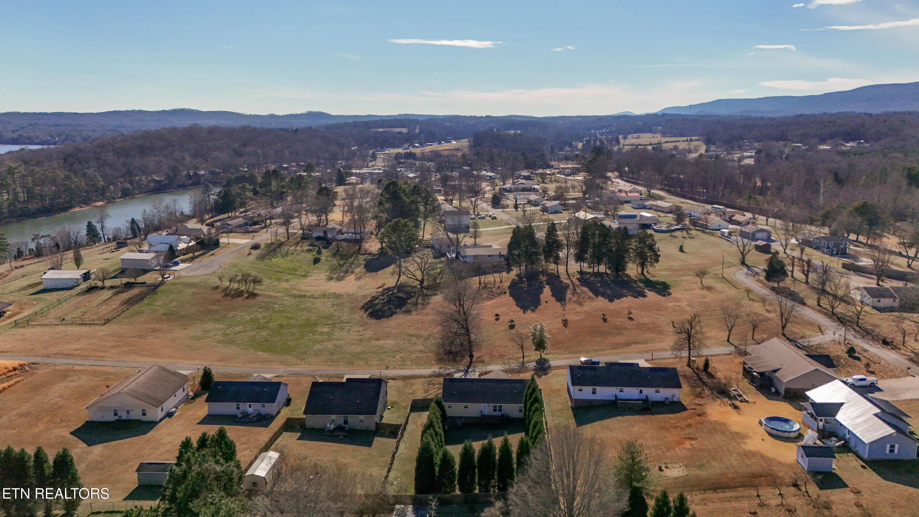 155 Dogwood Lane Spring City TN 37381