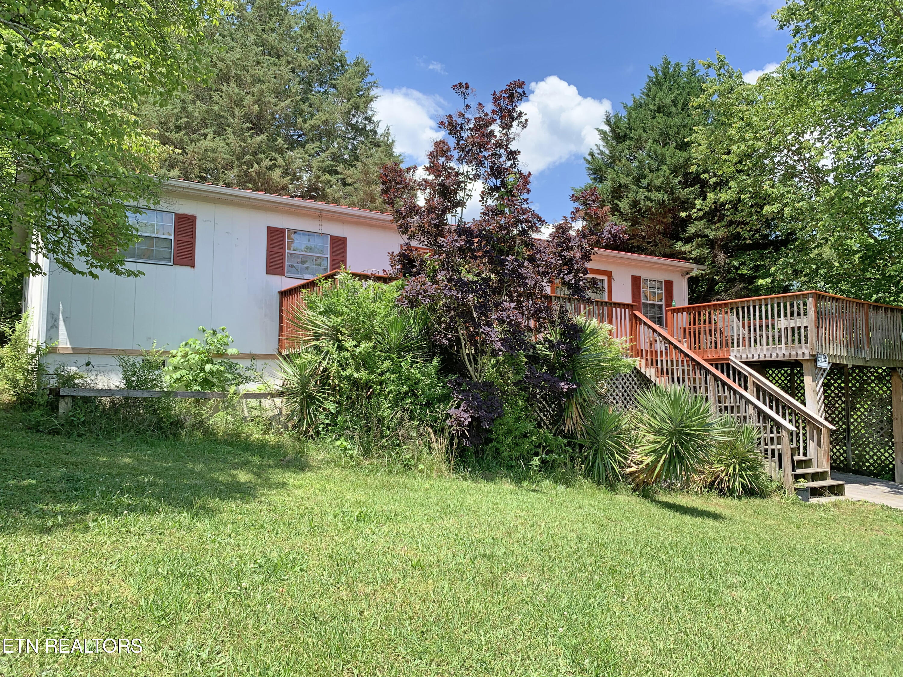 116 Channel Drive Loudon TN 37774