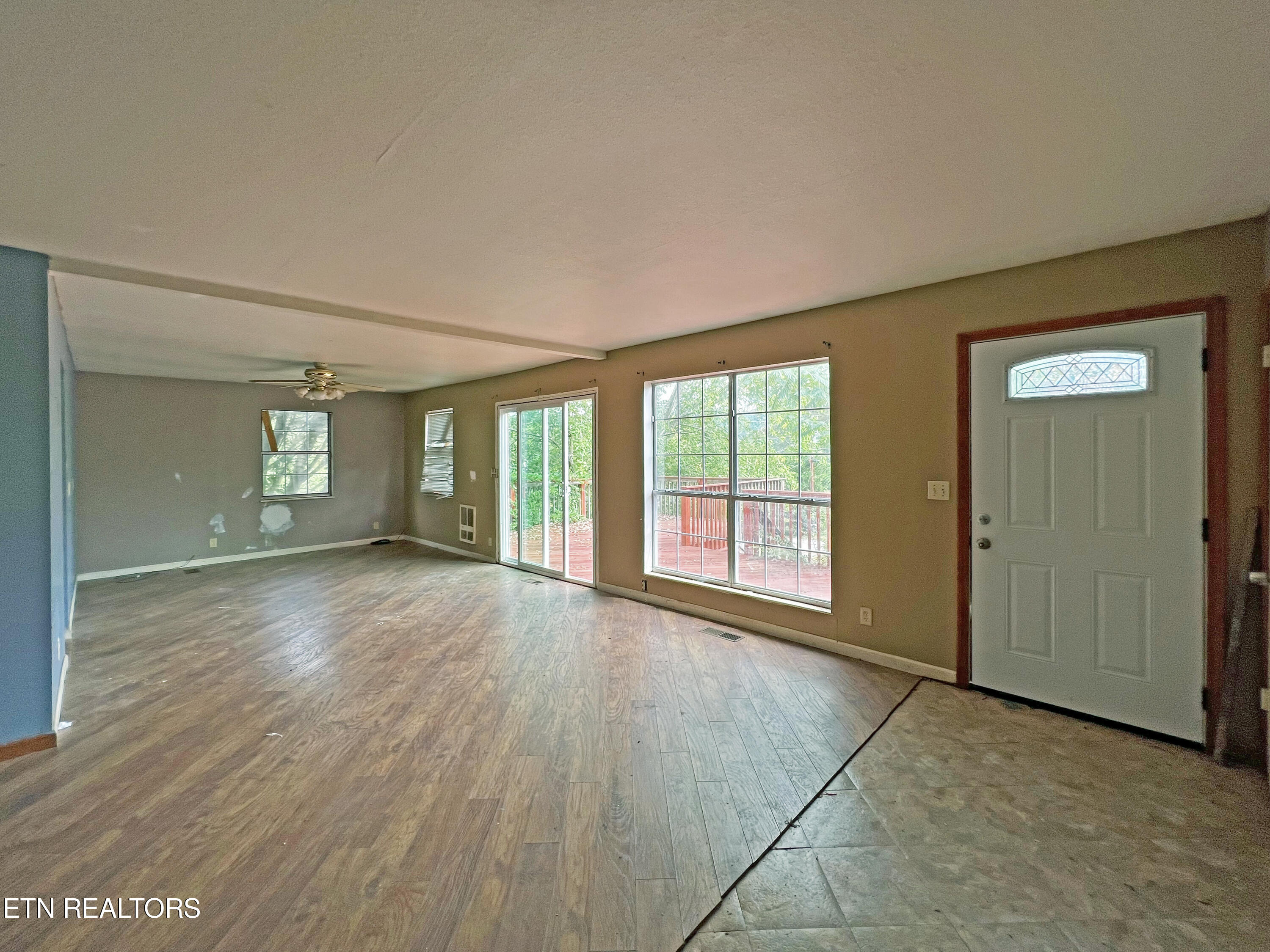 116 Channel Drive Loudon TN 37774