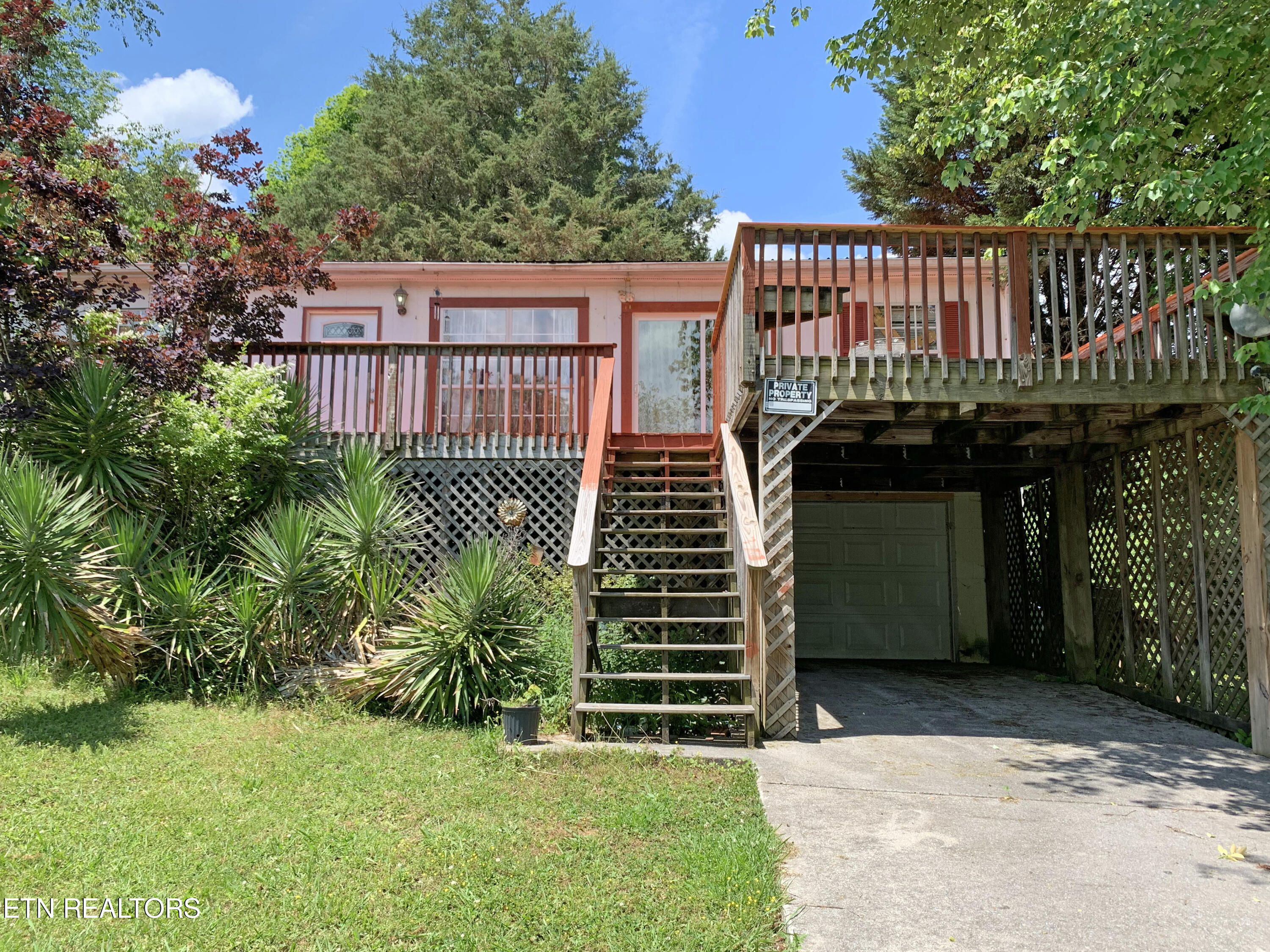 116 Channel Drive Loudon TN 37774
