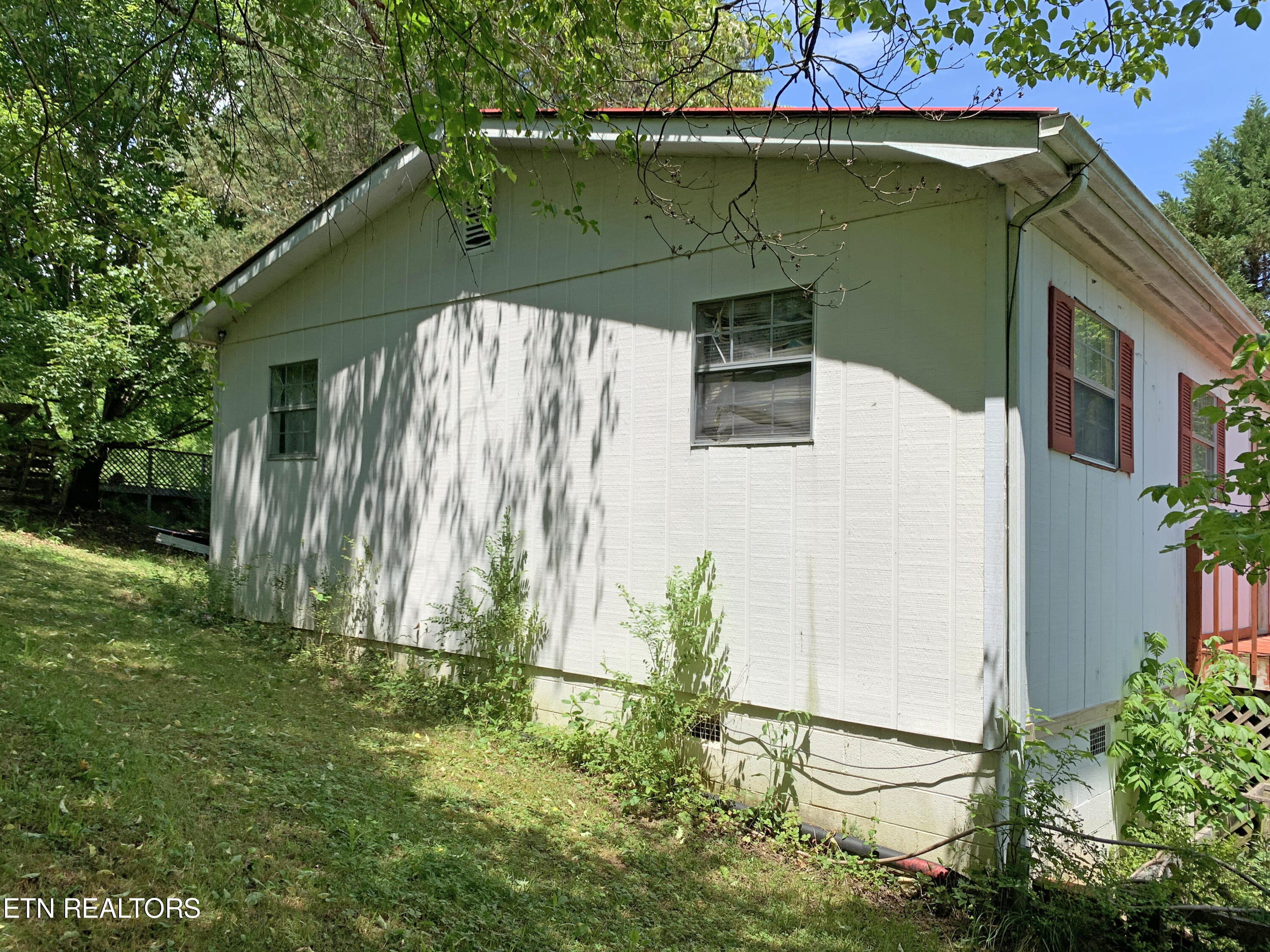 116 Channel Drive Loudon TN 37774