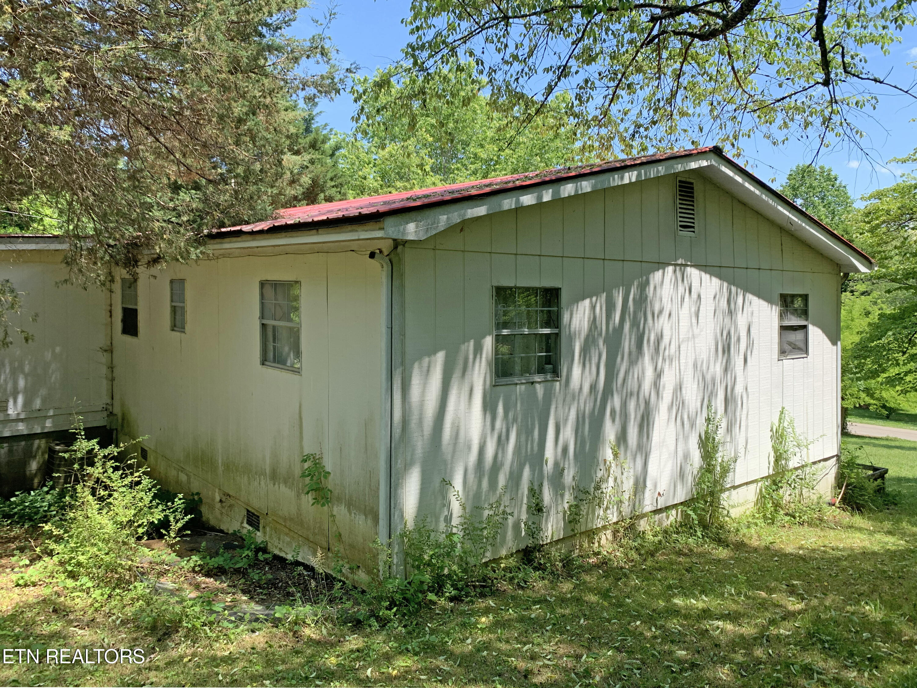116 Channel Drive Loudon TN 37774