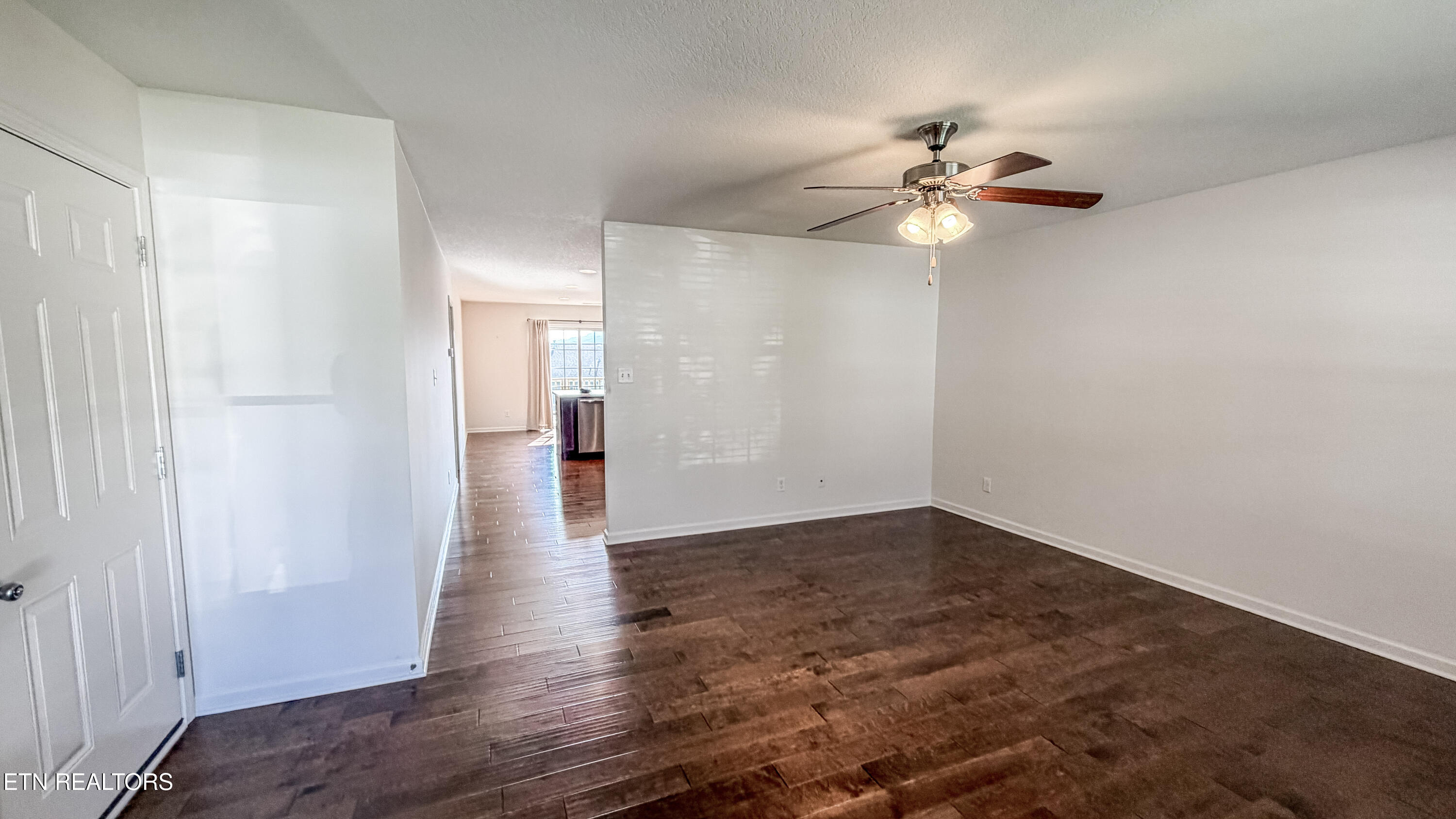 1939 Mahogany Wood Trail Knoxville TN 37920
