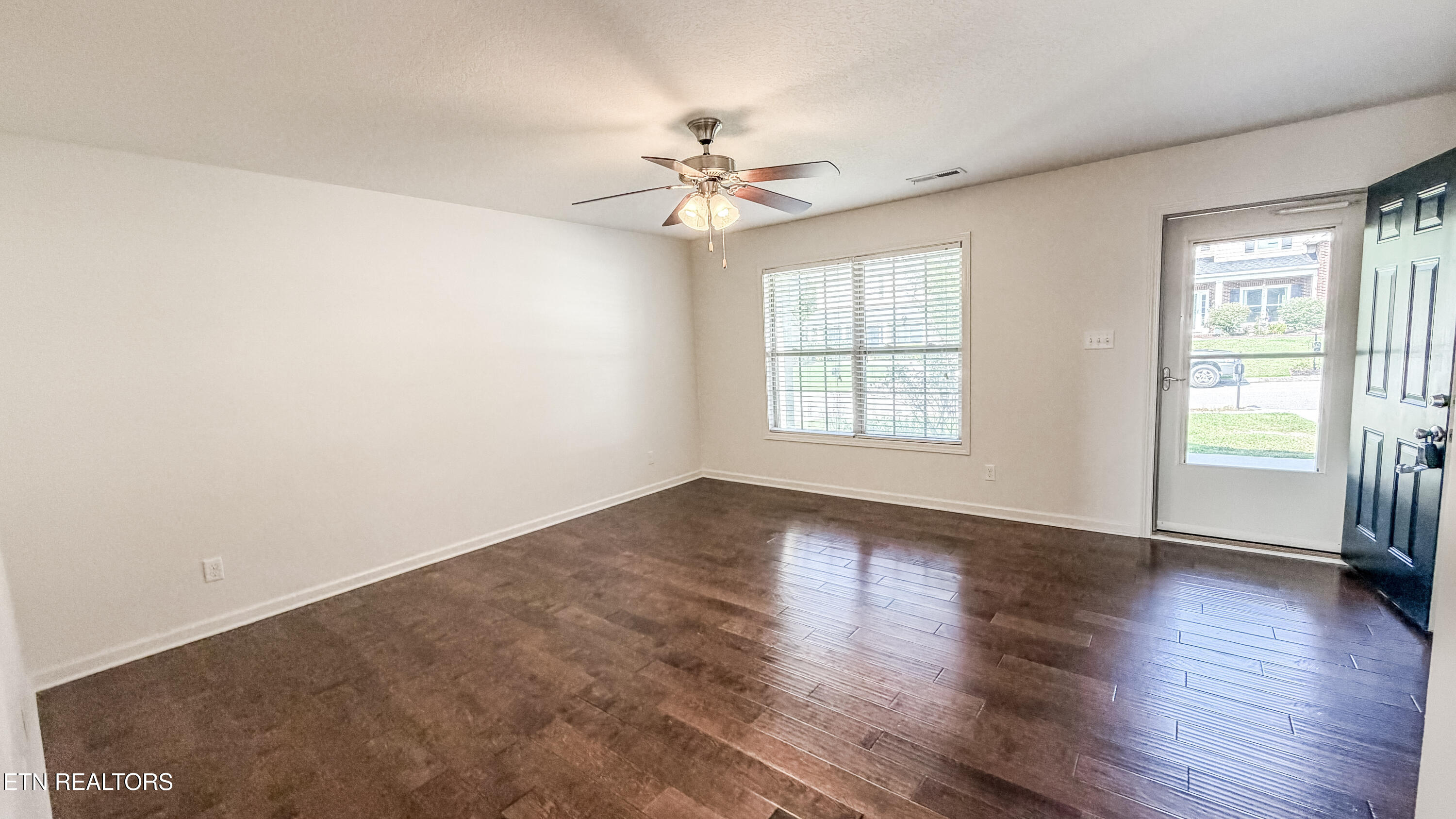 1939 Mahogany Wood Trail Knoxville TN 37920