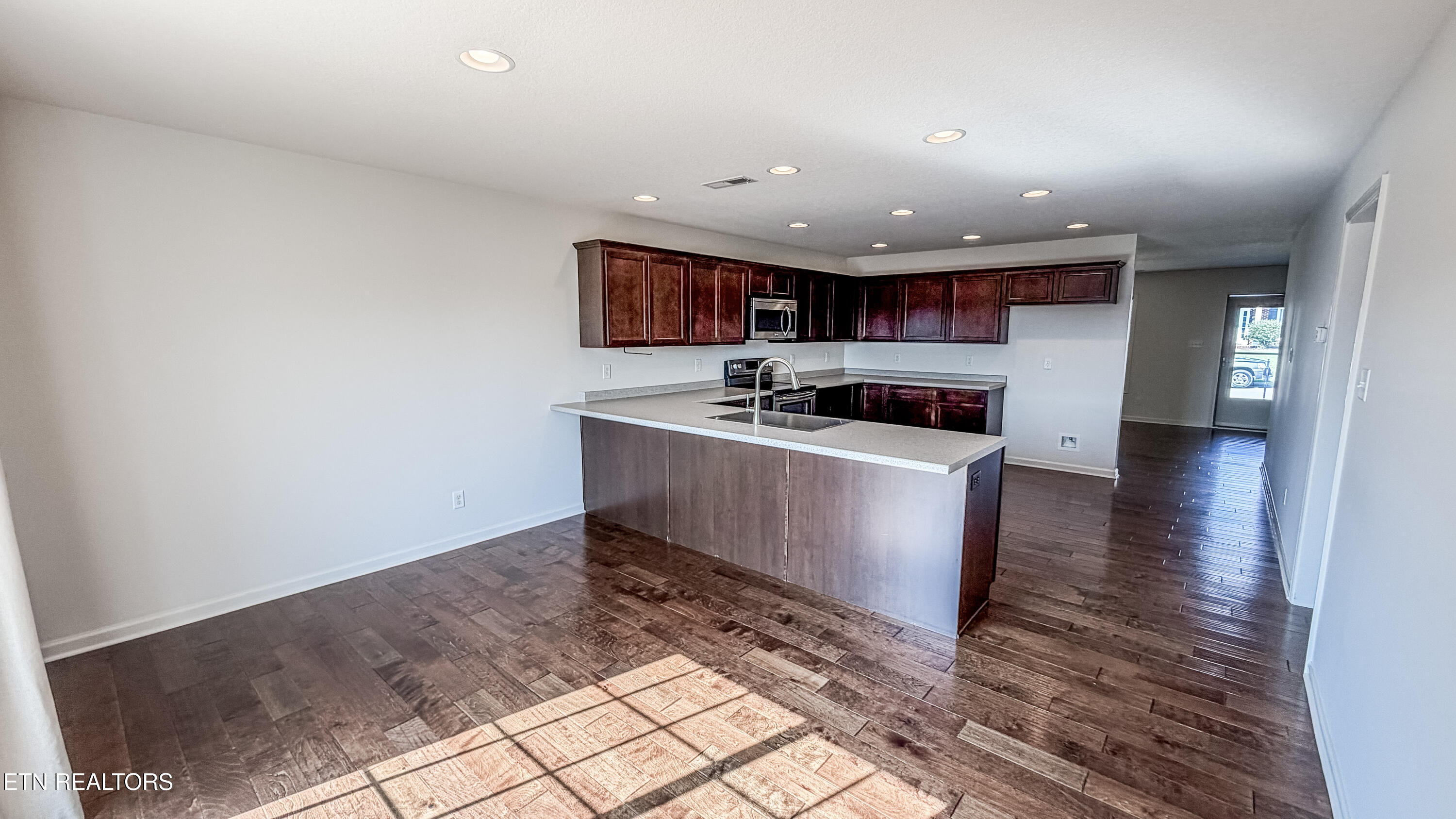 1939 Mahogany Wood Trail Knoxville TN 37920