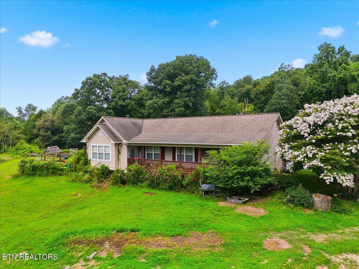 1055 Swannsylvania Road Dandridge TN 37725