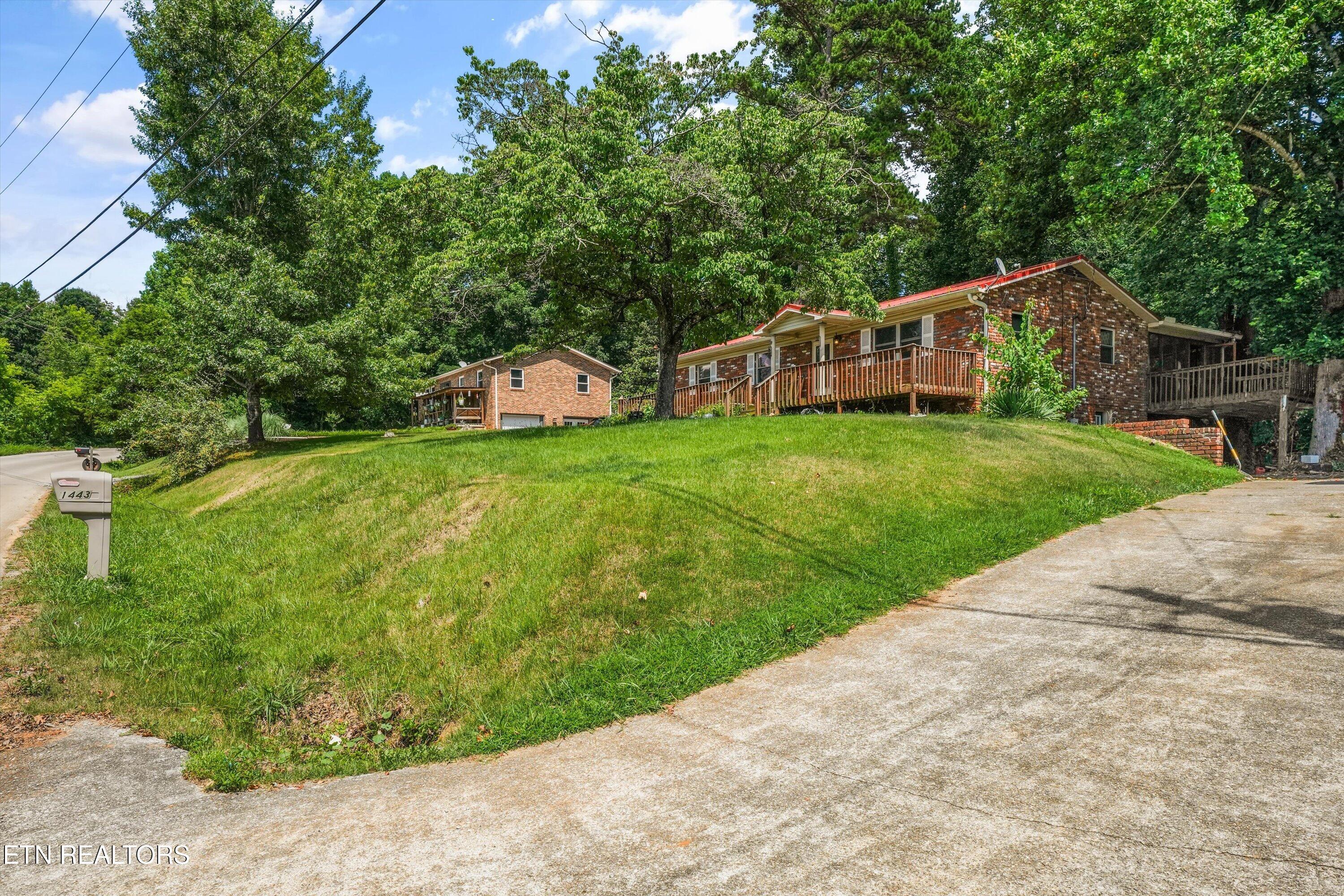 1443 Johnathan Drive Louisville TN 37777