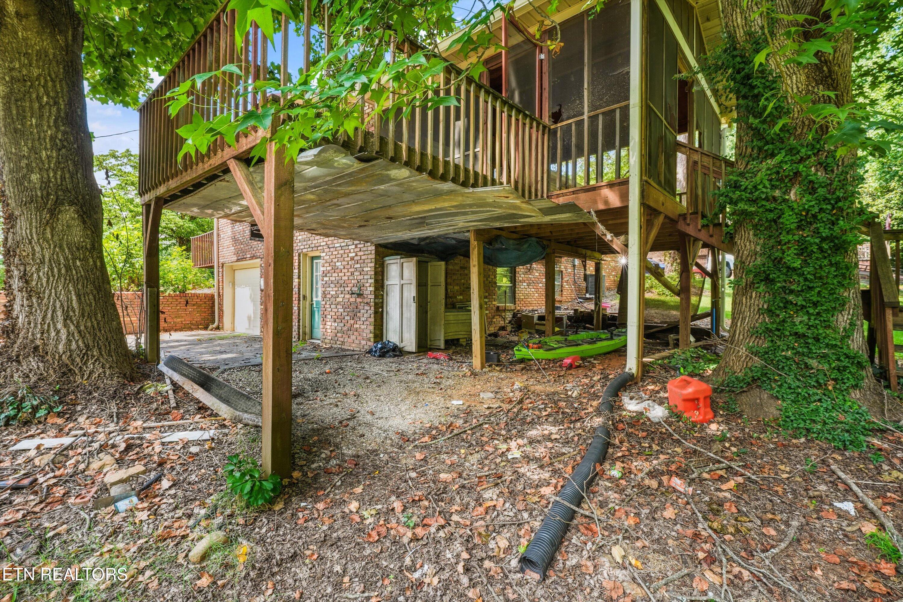 1443 Johnathan Drive Louisville TN 37777