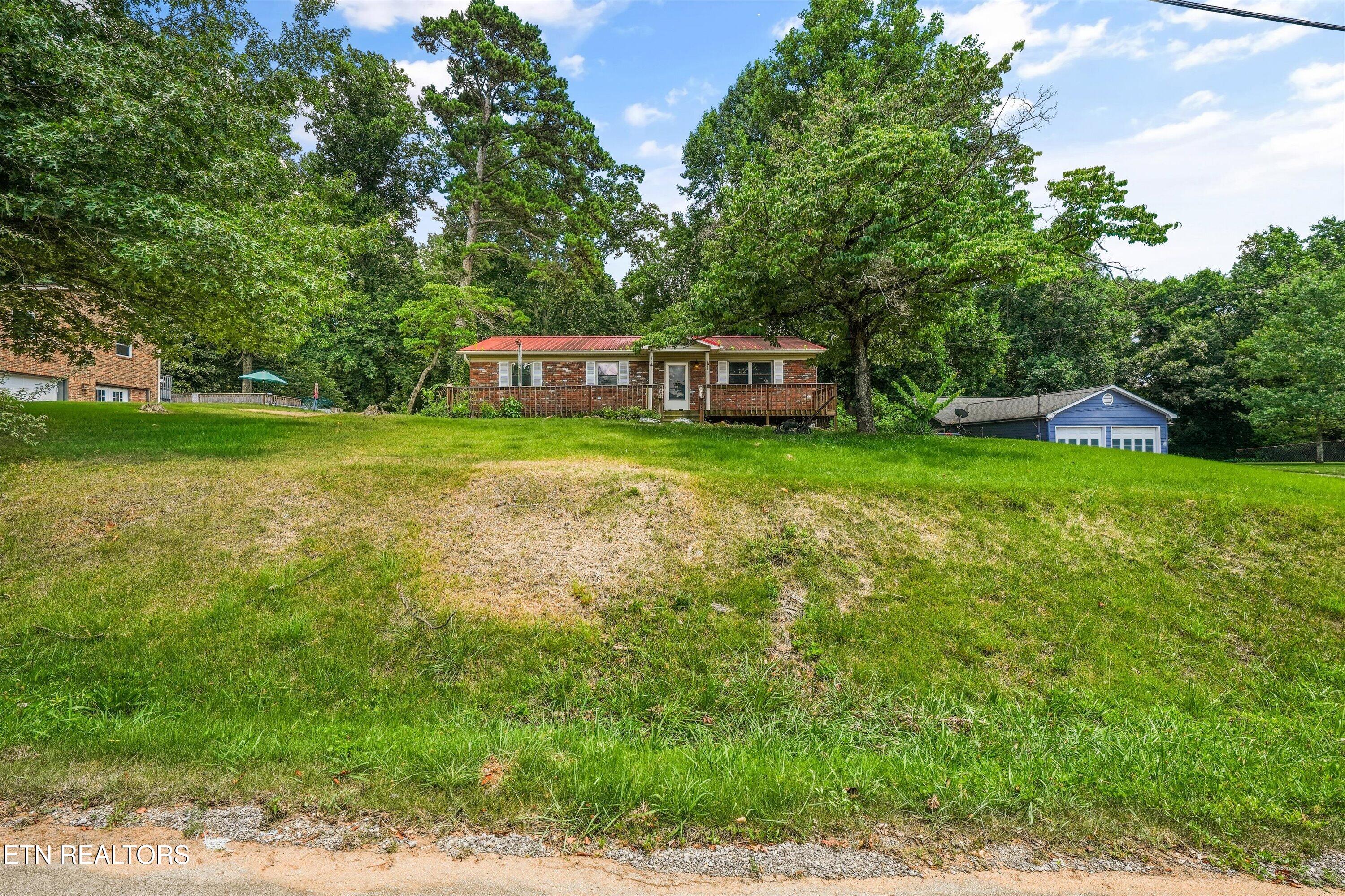 1443 Johnathan Drive Louisville TN 37777