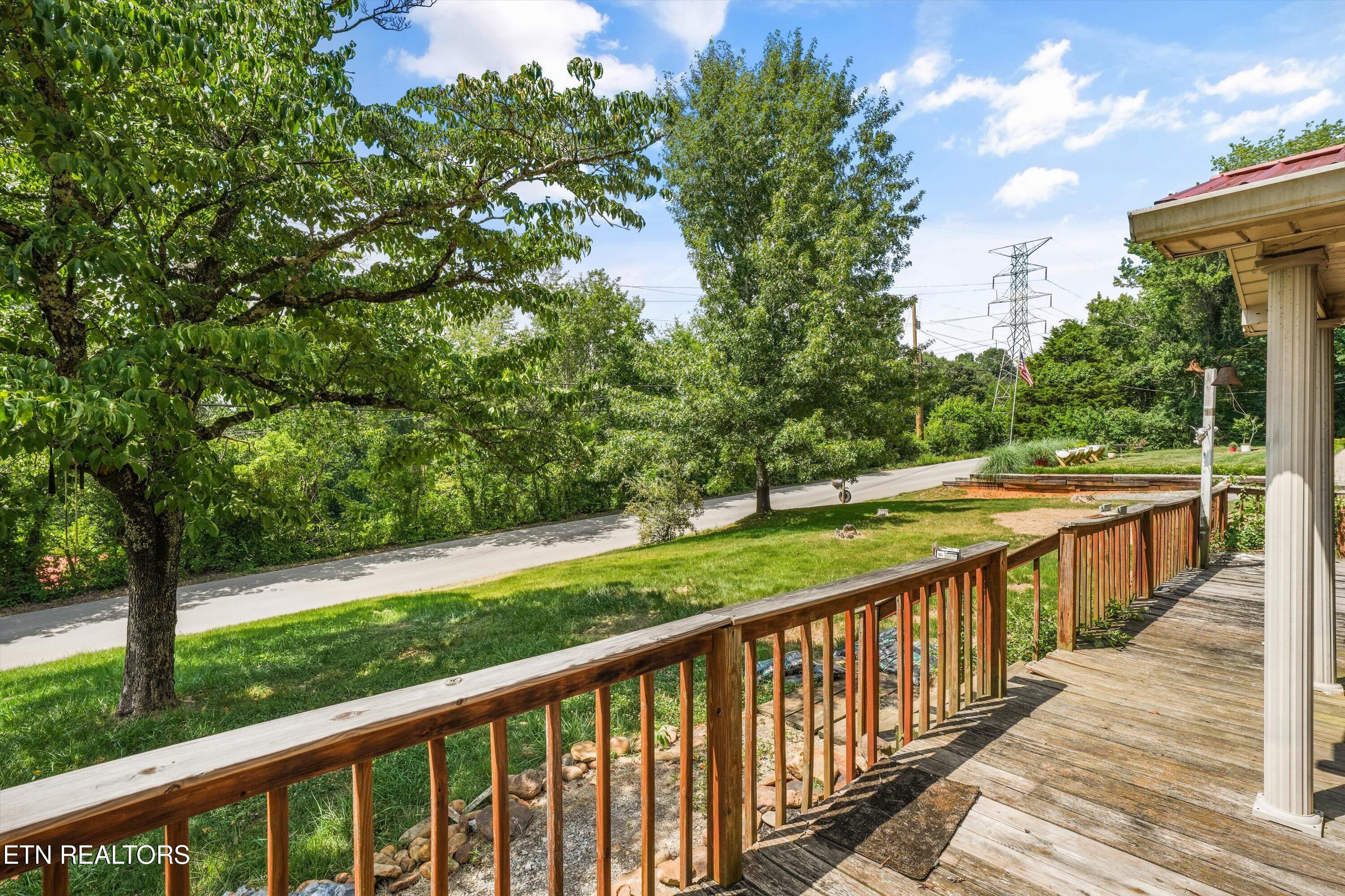 1443 Johnathan Drive Louisville TN 37777